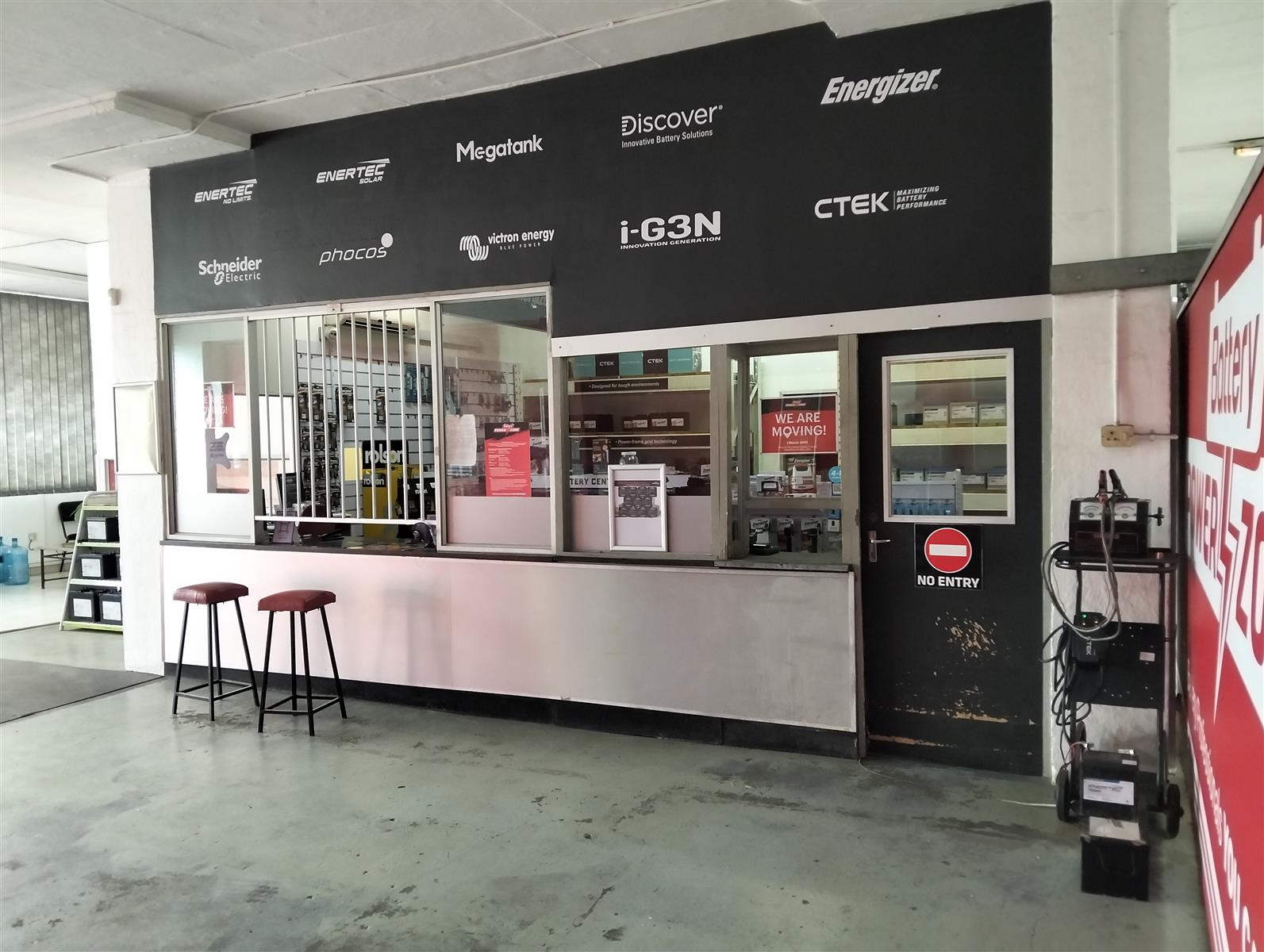 Warehouse for rent in Westmead, Pinetown, KwaZulu Natal, 421 m²