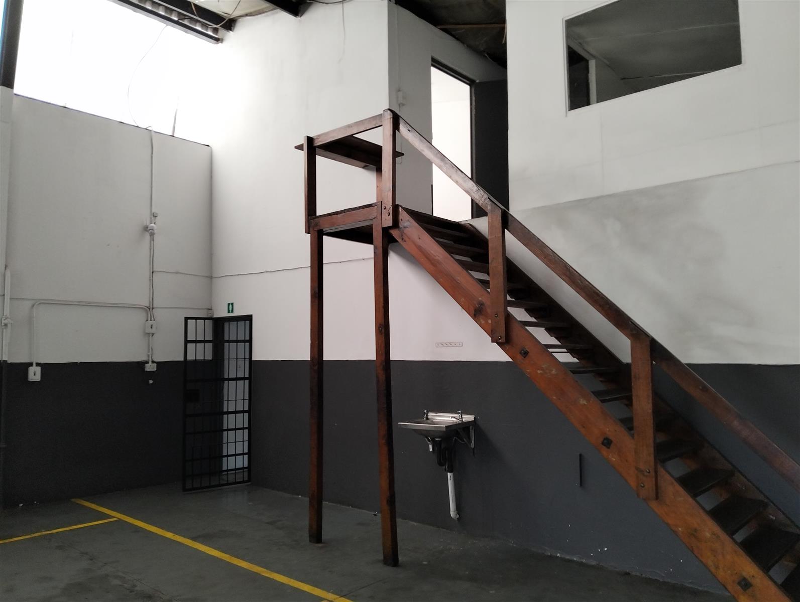 Warehouse for rent in New Germany, Pinetown, KwaZulu Natal, 414 m²