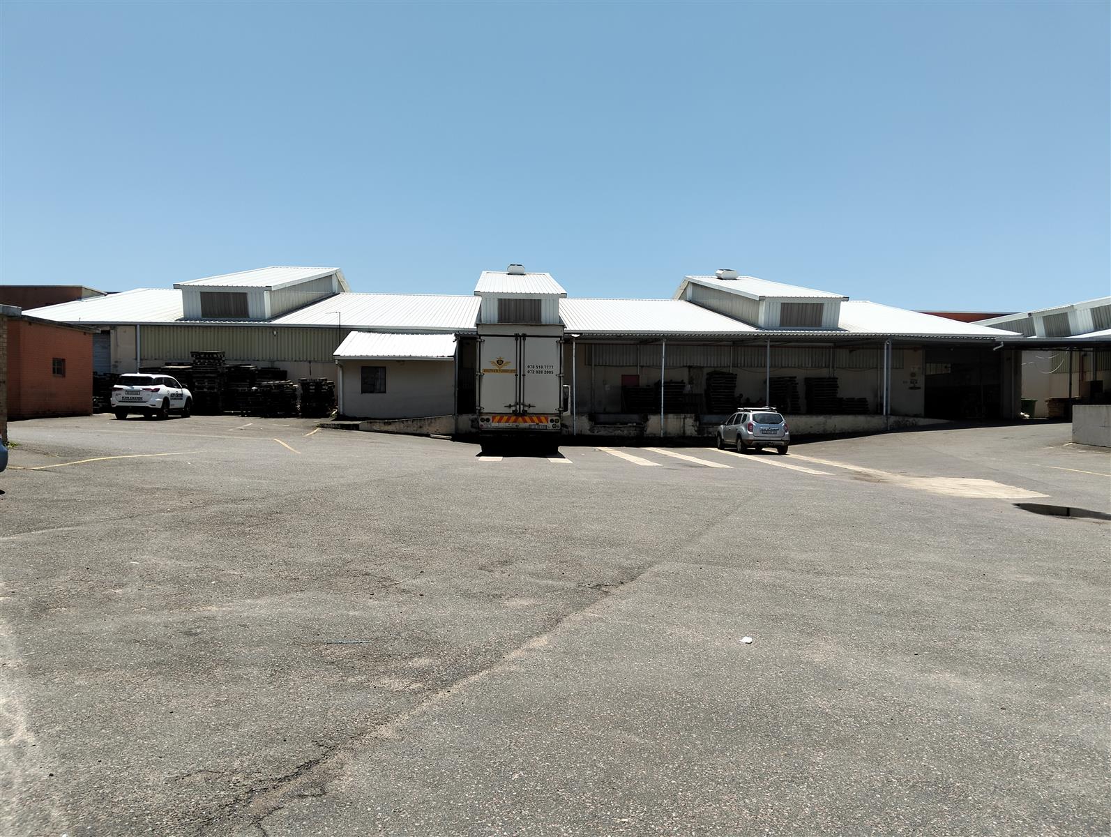 Warehouse for rent in Mobeni, Durban, KwaZulu Natal, 6920 m²