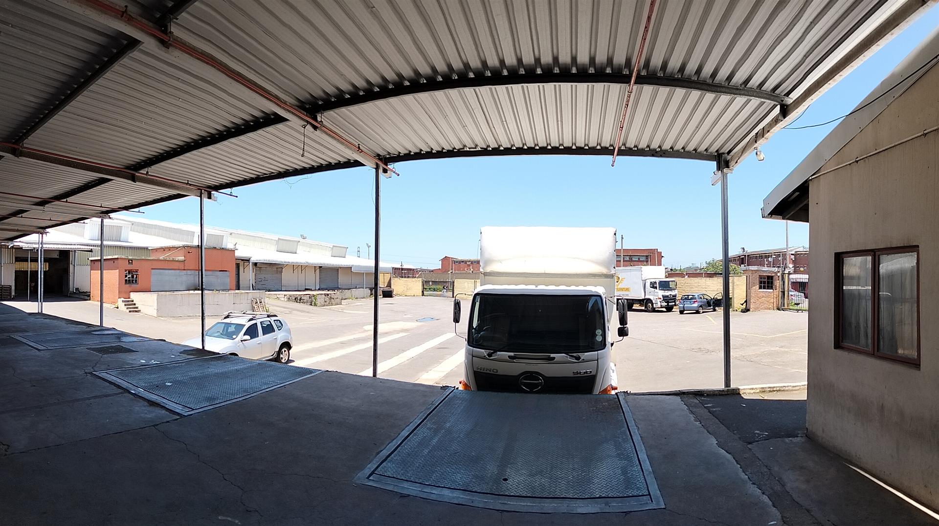 Warehouse for rent in Mobeni, Durban, KwaZulu Natal, 6920 m²