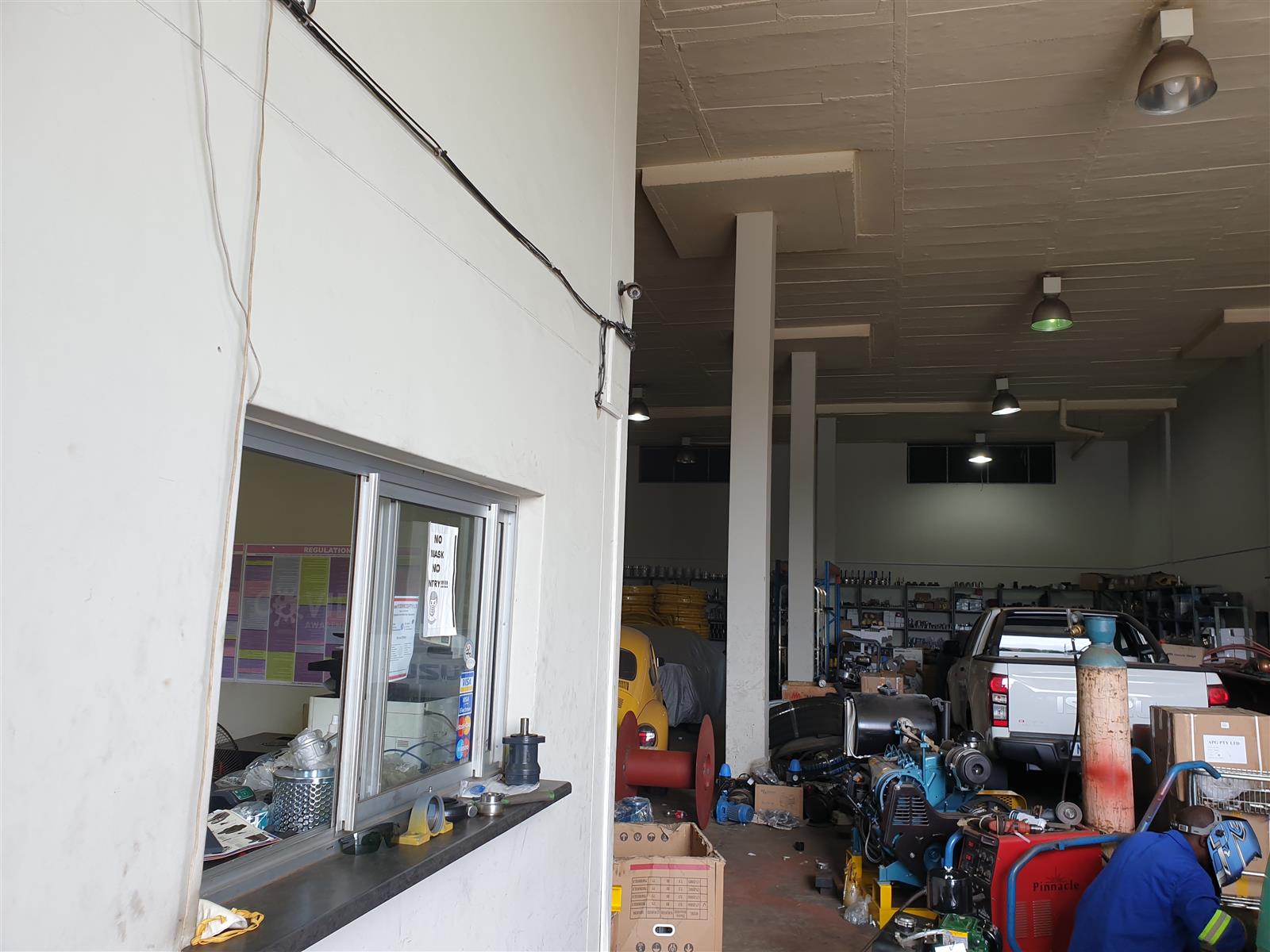 Warehouse for rent in Westmead, Pinetown, KwaZulu Natal, 283 m²