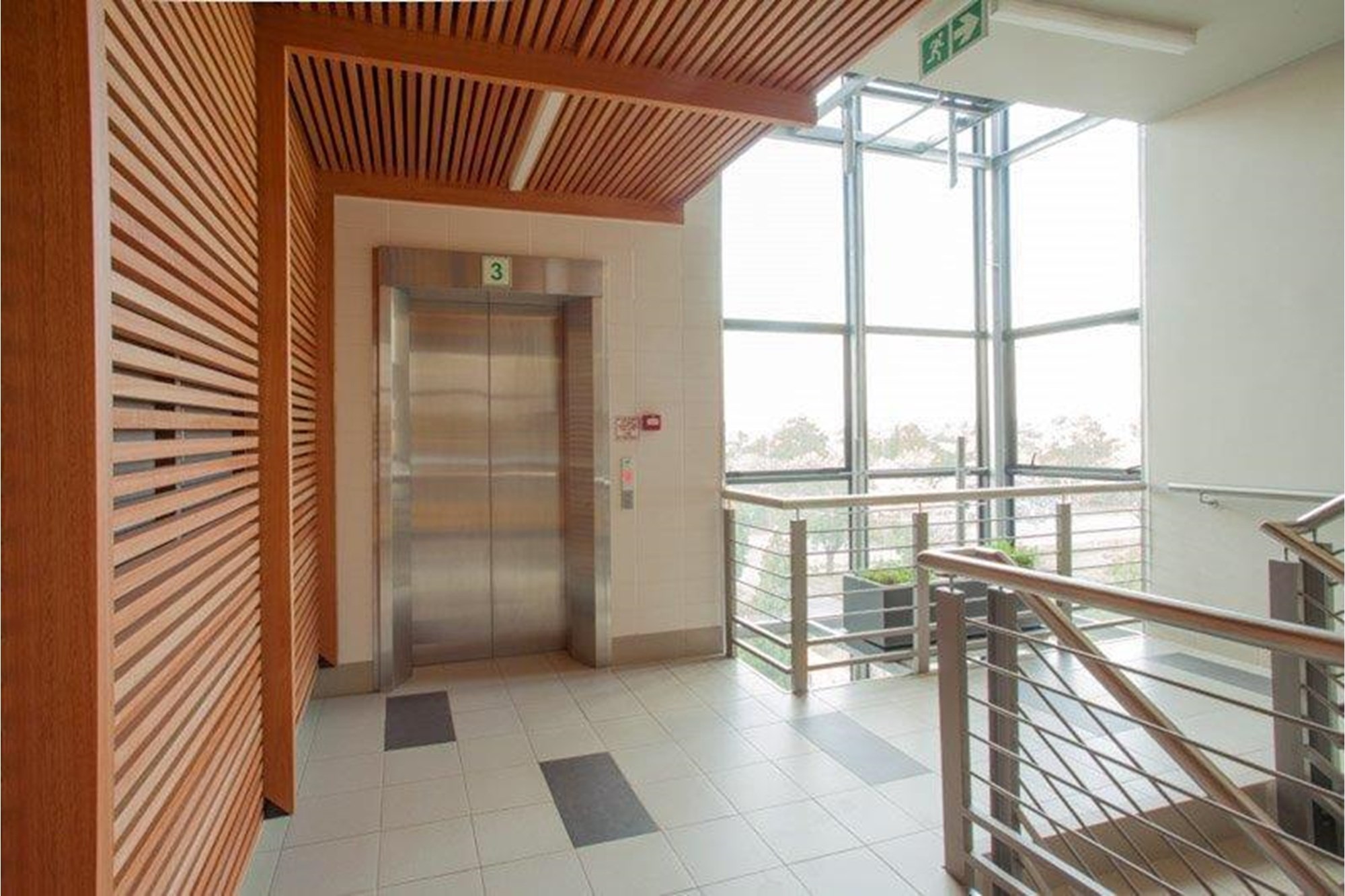 Office for rent in Muckleneuk, Pretoria, 552 m²