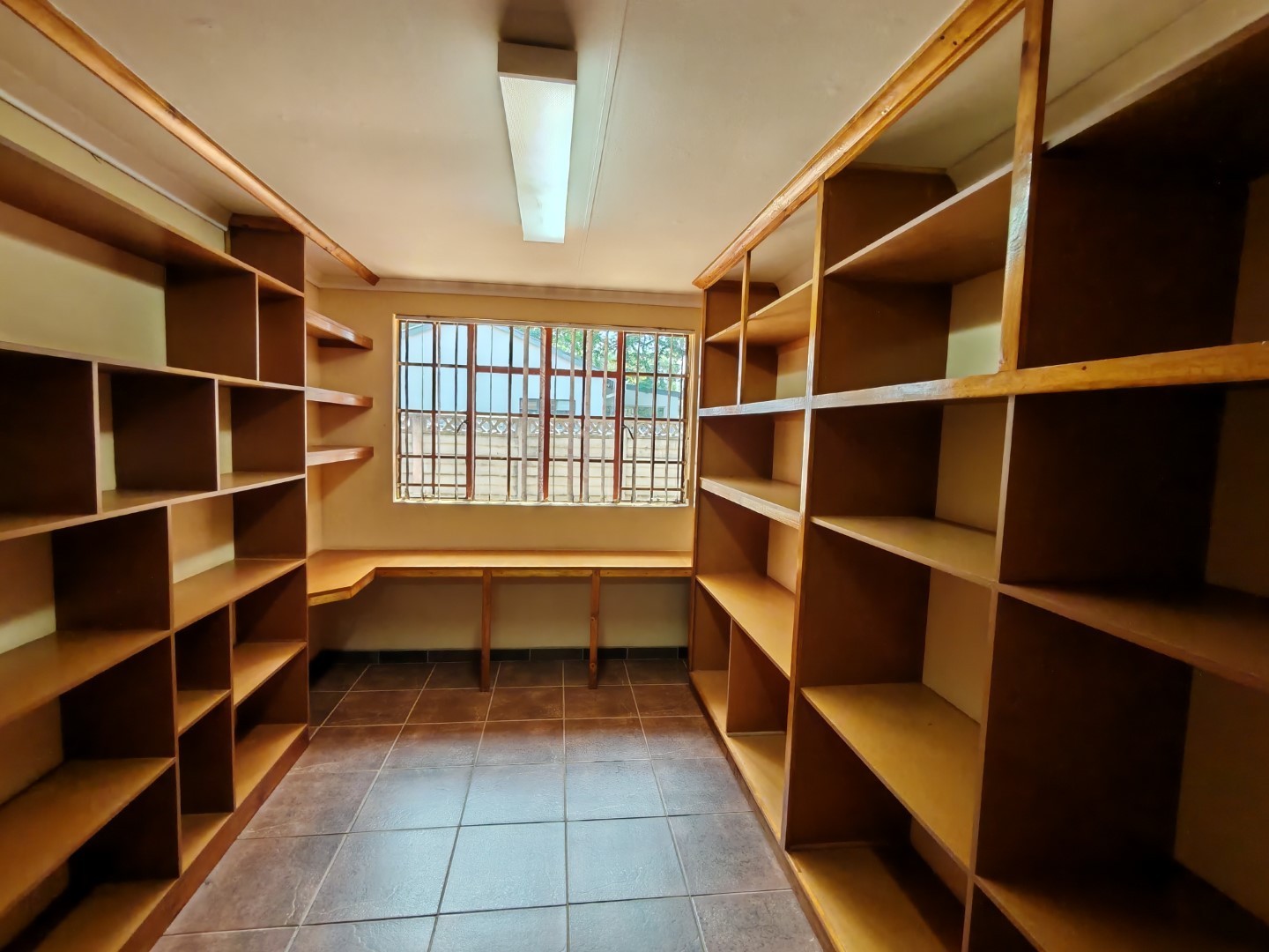 Commercial Property for sale in Bela Bela, 490 m²