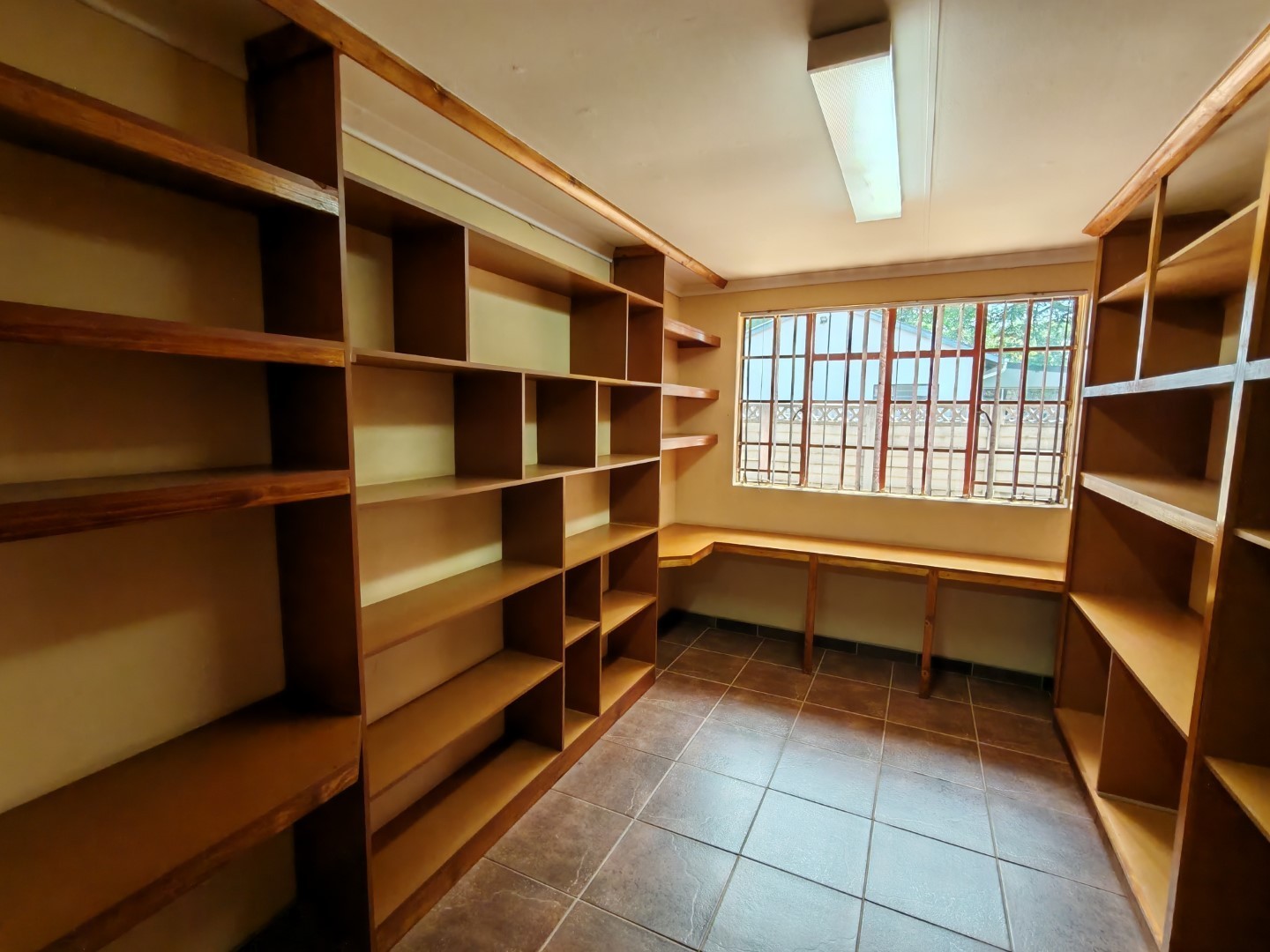 Commercial Property for sale in Bela Bela, 490 m²