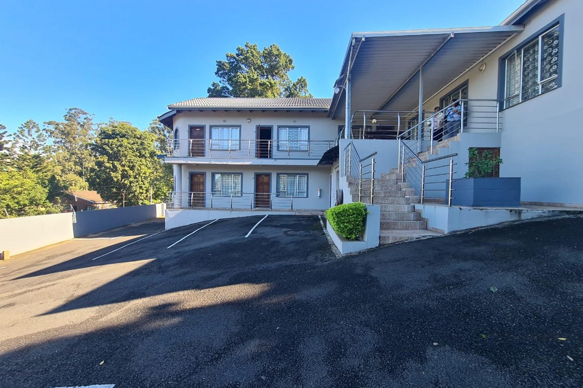 Charming 4-Star Bed and Breakfast in Empangeni For Sale