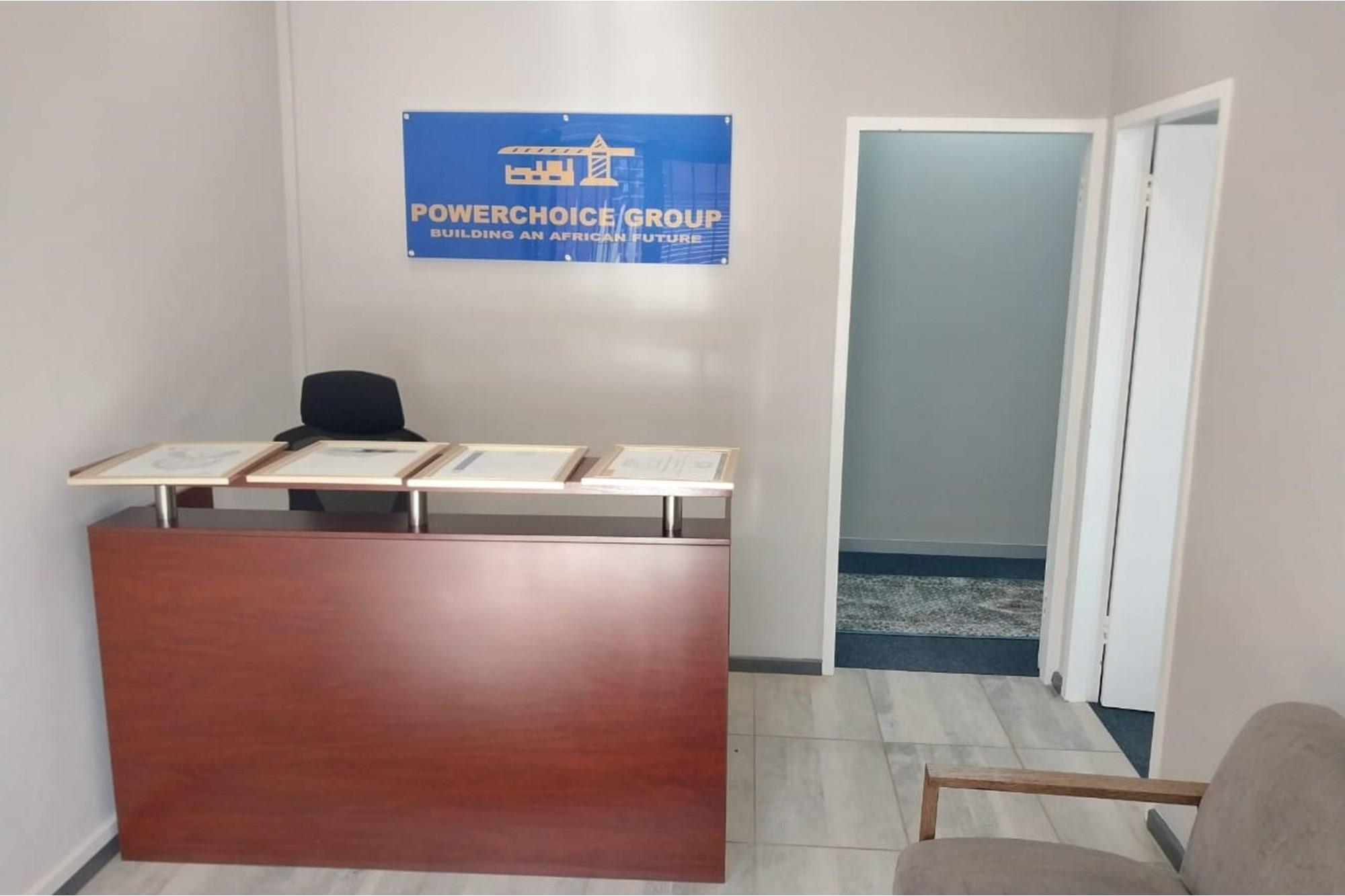 Commercial property for sale in Die Hoewes