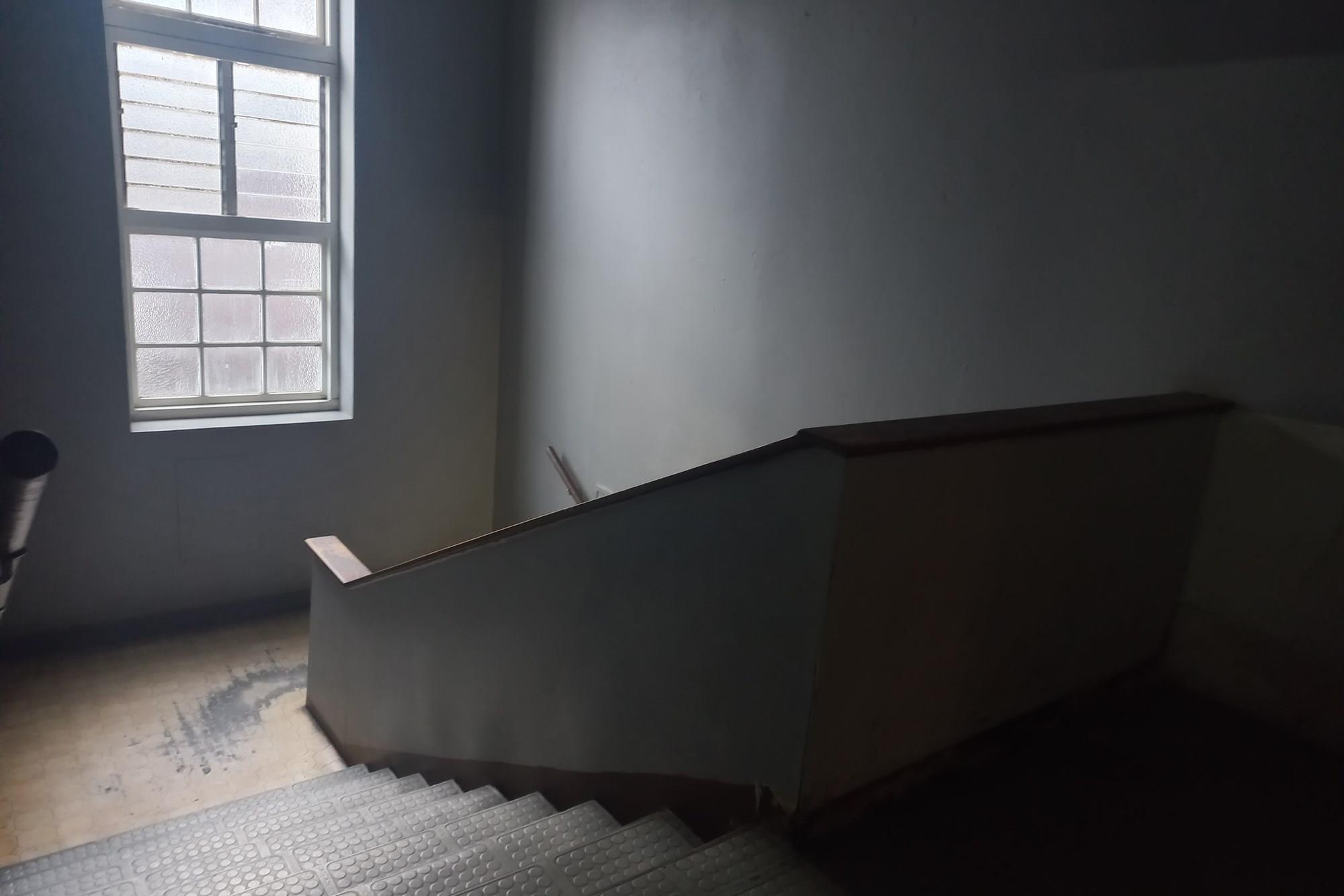6 UNITS FOR ONE PRICE FOR SALE  OFFICE SPACE IN A CBD IN PMB-FOR THE GOOD INVESTMENT