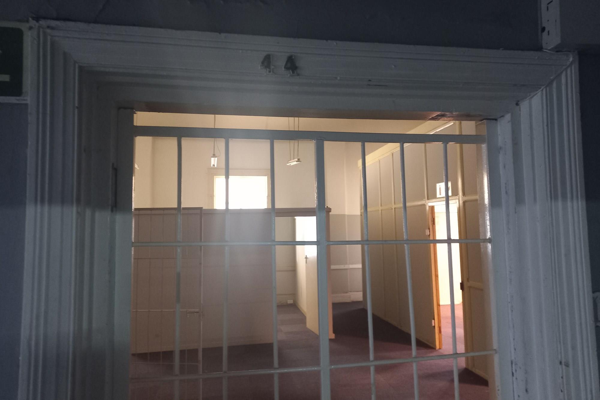 OFFICE SPACE AGAIN FOR SALE IN CBD IN PMB WOW COME AND MAKE AN OFFER