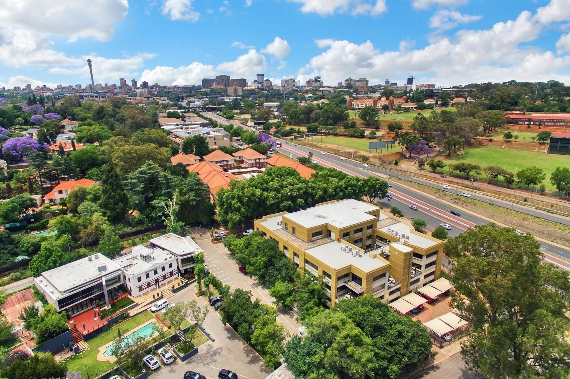 Office for rent in Parktown, Johannesburg, 37 Empire Road, Parktown, Johannesburg, Gauteng, 3400 m²