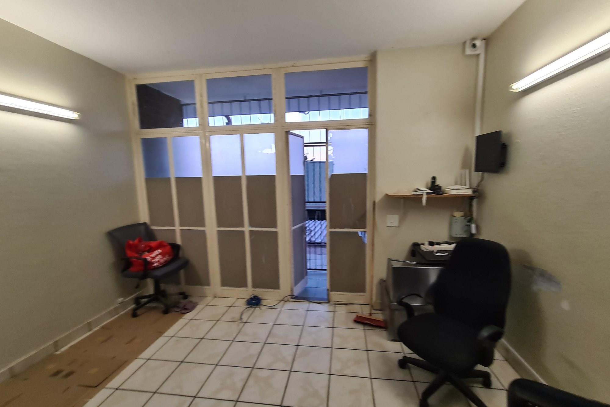 Versatile Commercial Office Space and Apartment in Cedrella Building