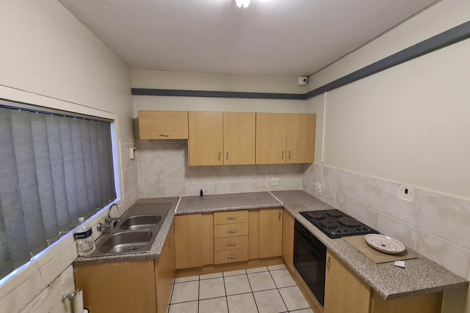 Versatile Commercial Office Space and Apartment in Cedrella Building