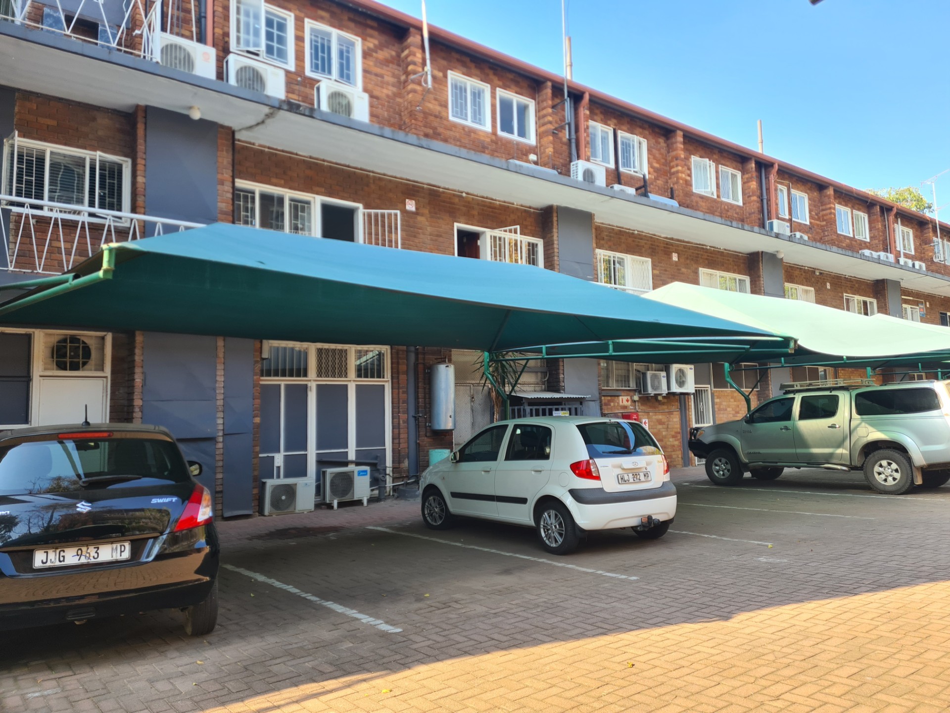 Versatile Commercial Office Space and Apartment in Cedrella Building