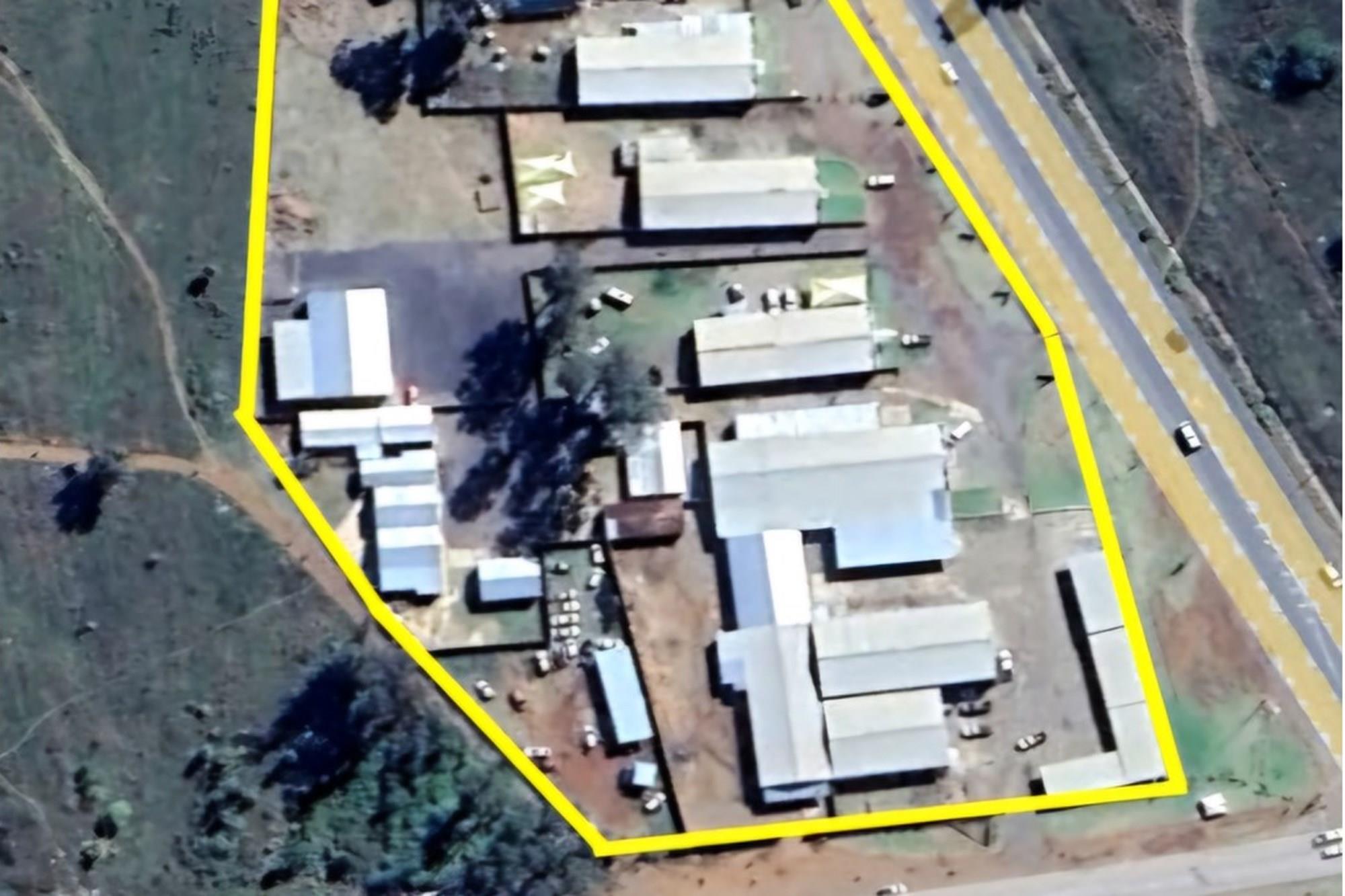 VANDERBIJLPARK * COMMERCIAL PROPERTY CW 6 * R14 500 000.00 * 2.688HA * SUPERMARKET * LIQUOR SHOP