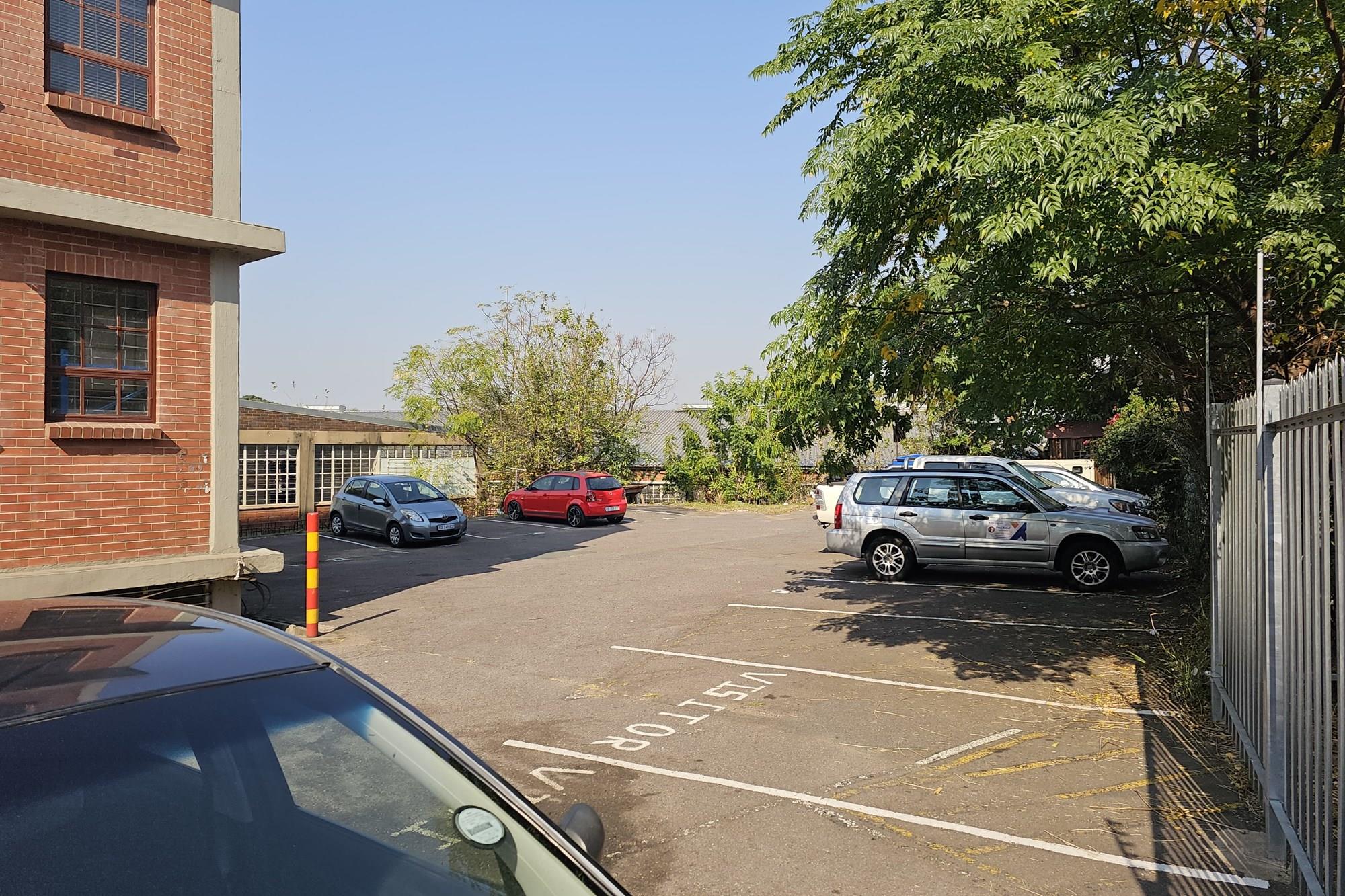 VALUABLE INVESTMENT PROPERTY FOR SALE - PRICE DRASTICALLY REDUCED !