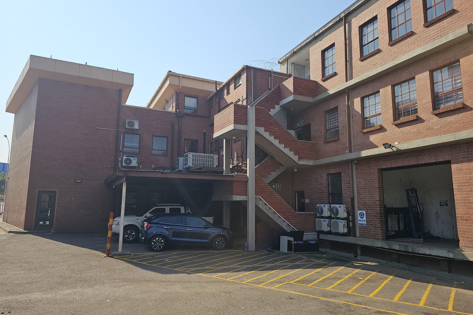 VALUABLE INVESTMENT PROPERTY FOR SALE - PRICE DRASTICALLY REDUCED !