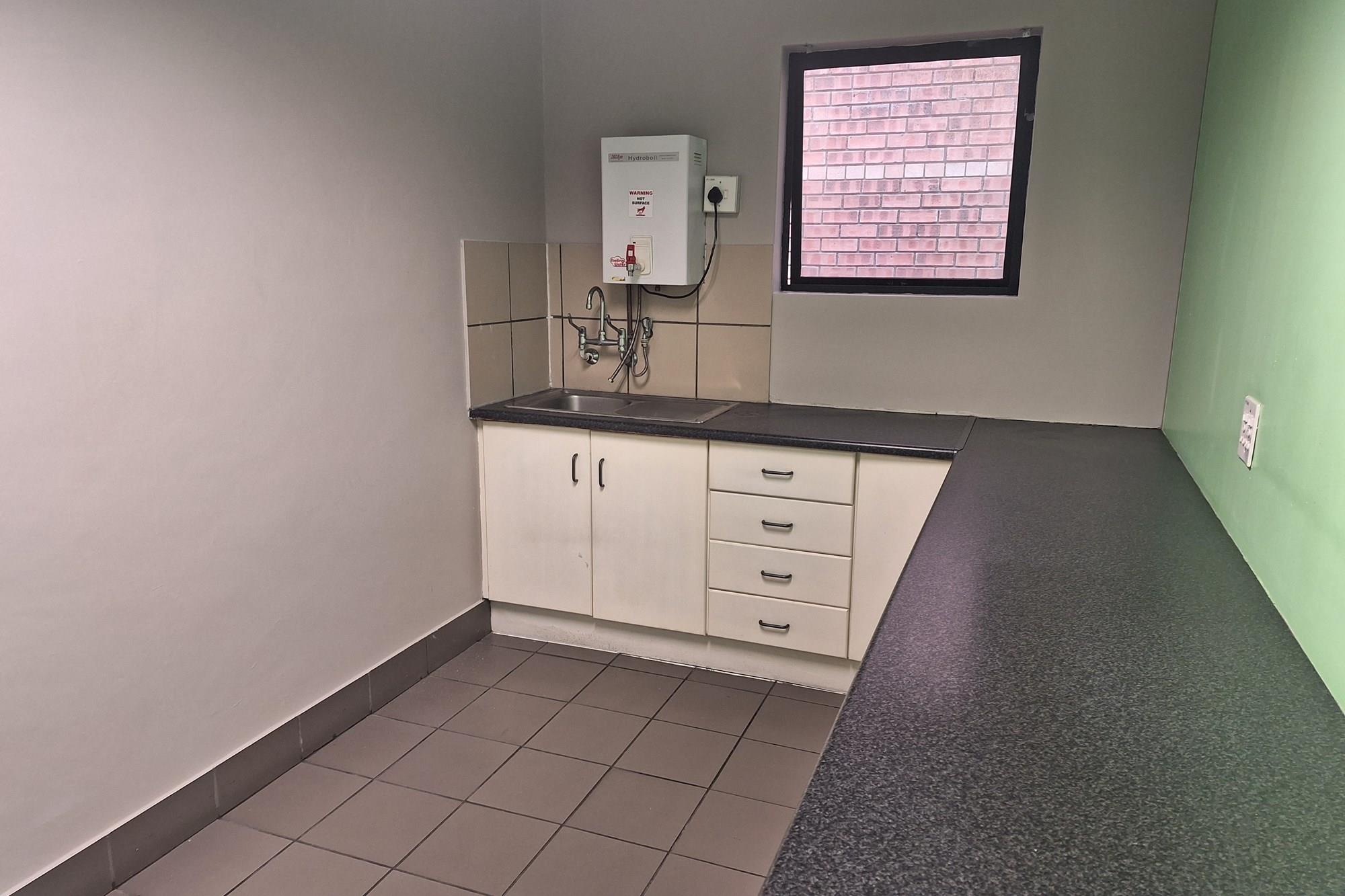 Versatile Commercial Property: Tailor-Made for Your Business in Nelspruit CBD