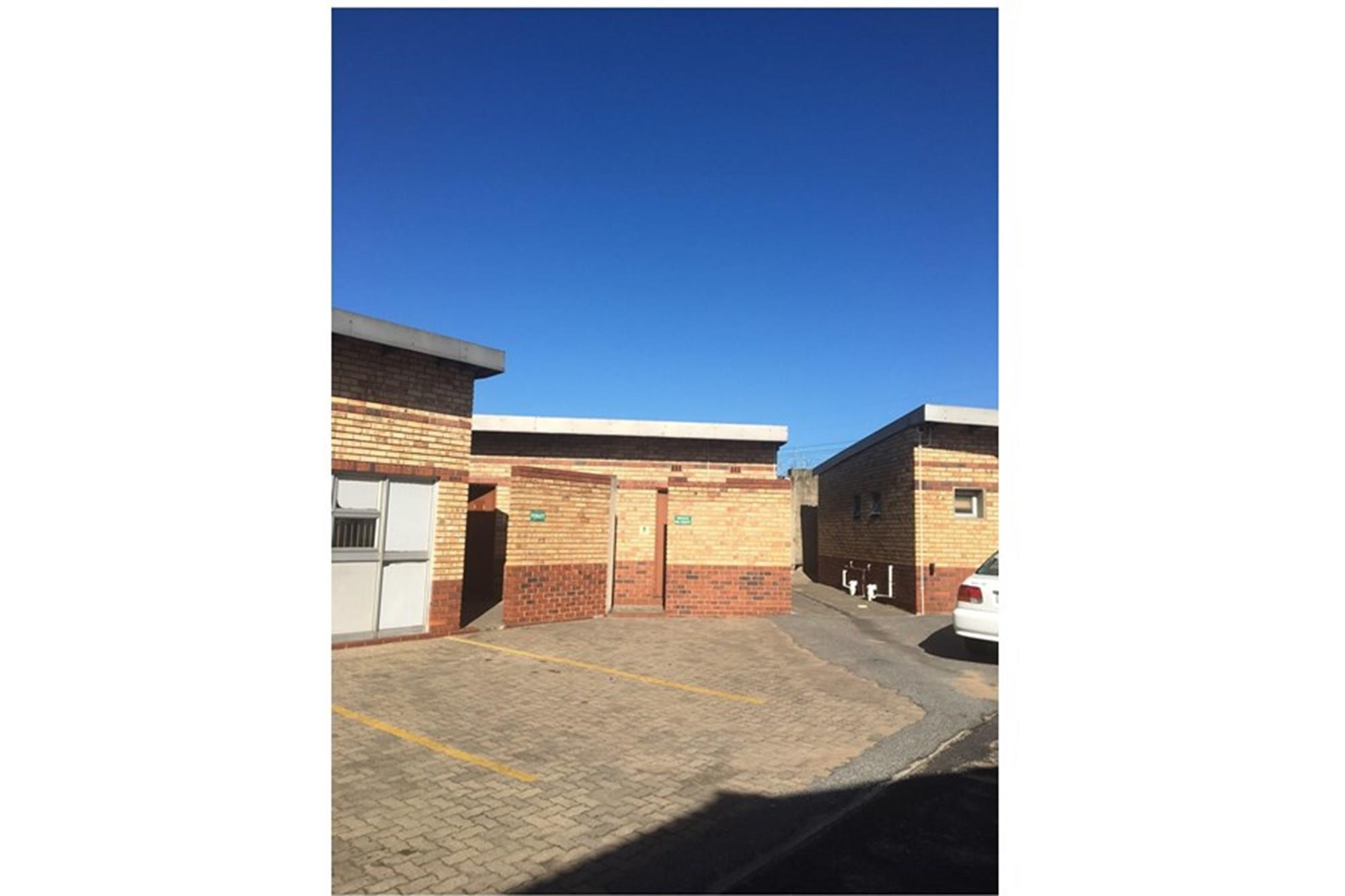 Commercial Unit For Sale In CBD Richards Bay