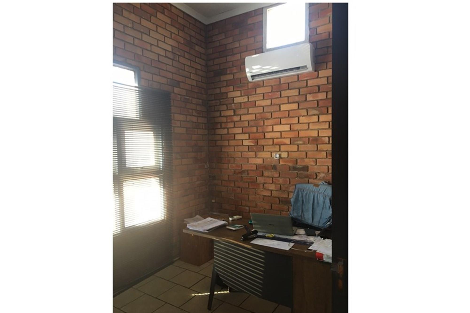 Commercial Unit For Sale In CBD Richards Bay