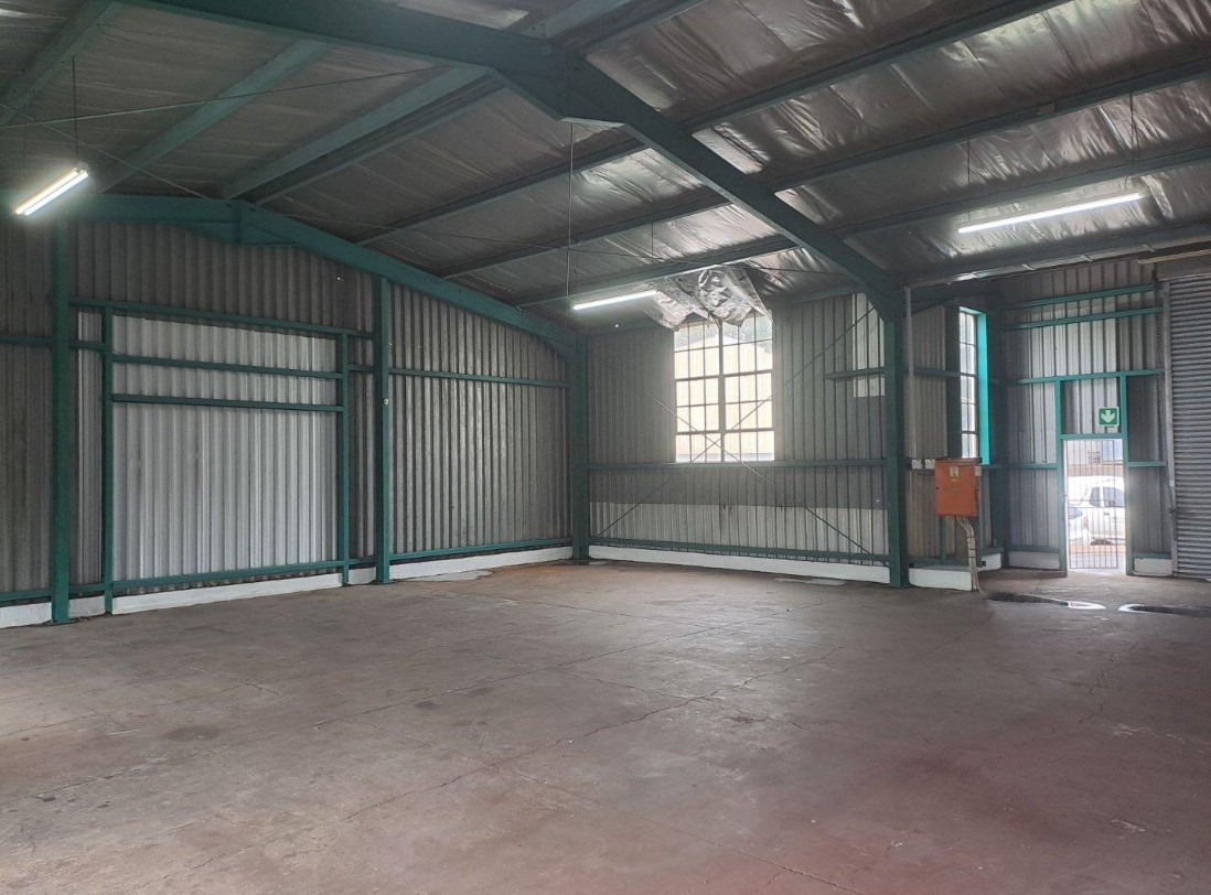 Warehouse for rent in New Germany, Pinetown, KwaZulu Natal, 100 m²