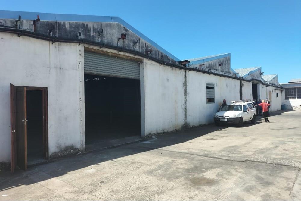 Warehouse 800m x 2 side by side = 1600m Tongaat