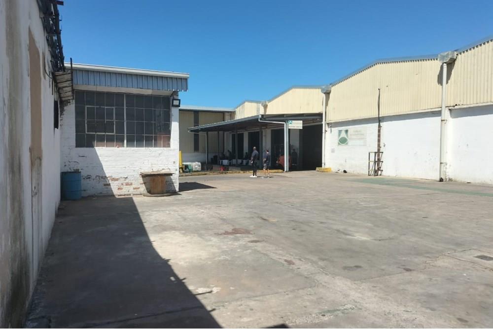 Warehouse 800m x 2 side by side = 1600m Tongaat