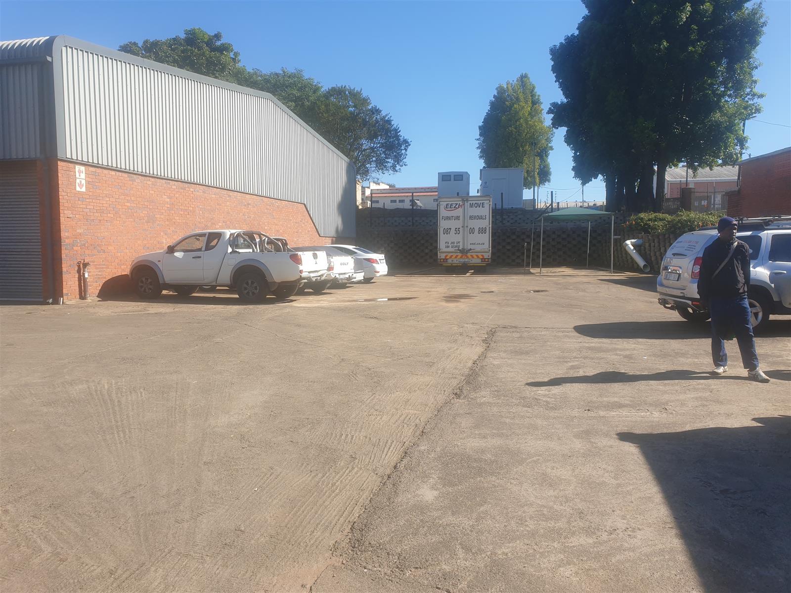Warehouse for rent in Waterfall, Hillcrest, KwaZulu Natal, 249 m²