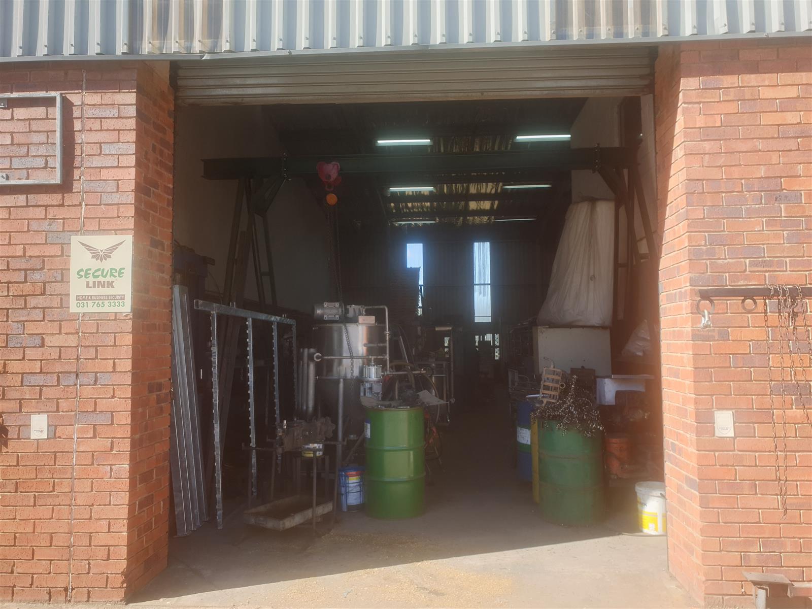 Warehouse for rent in Waterfall, Hillcrest, KwaZulu Natal, 249 m²