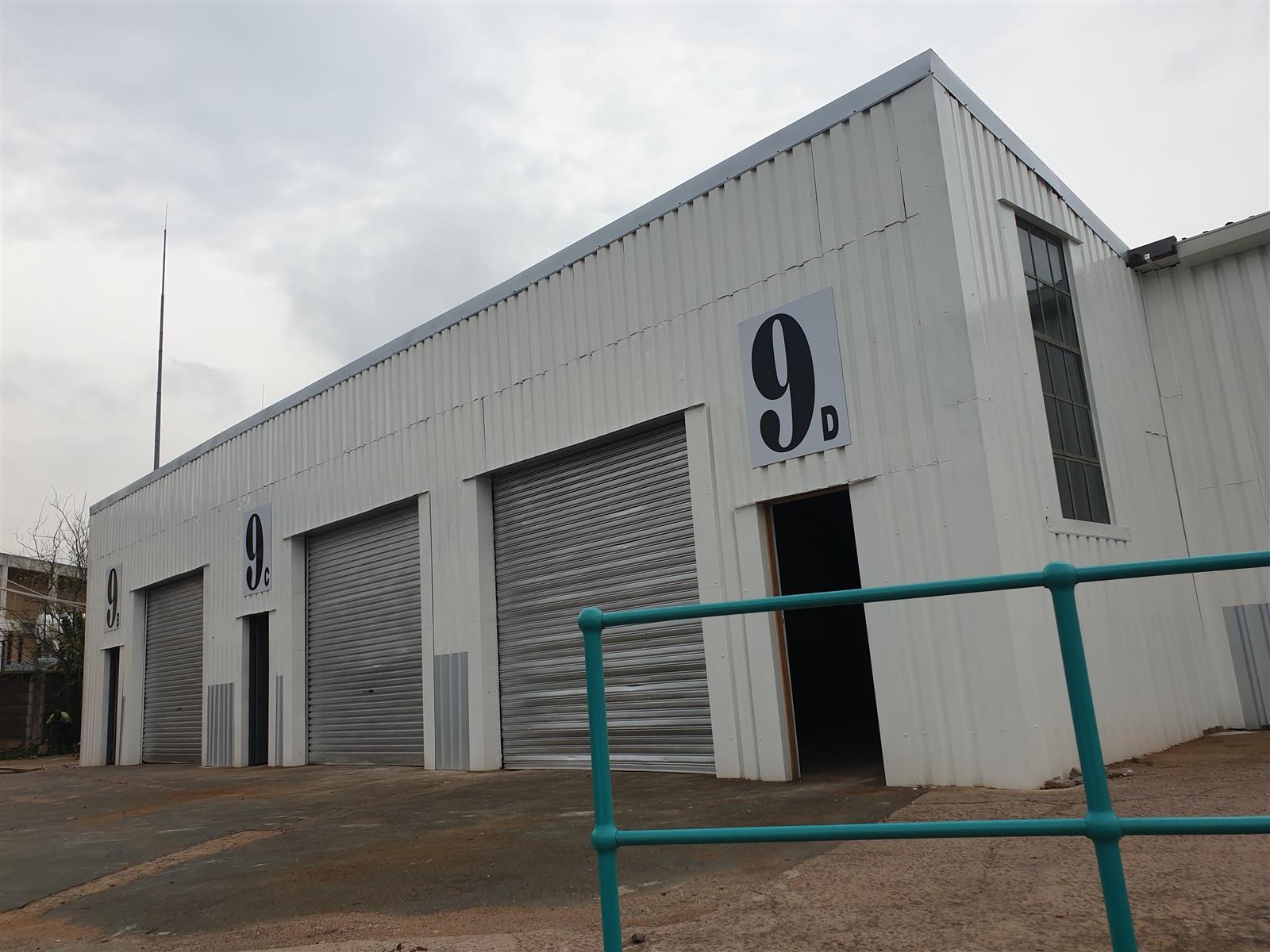 Warehouse for rent in New Germany, Pinetown, KwaZulu Natal, 200 m²