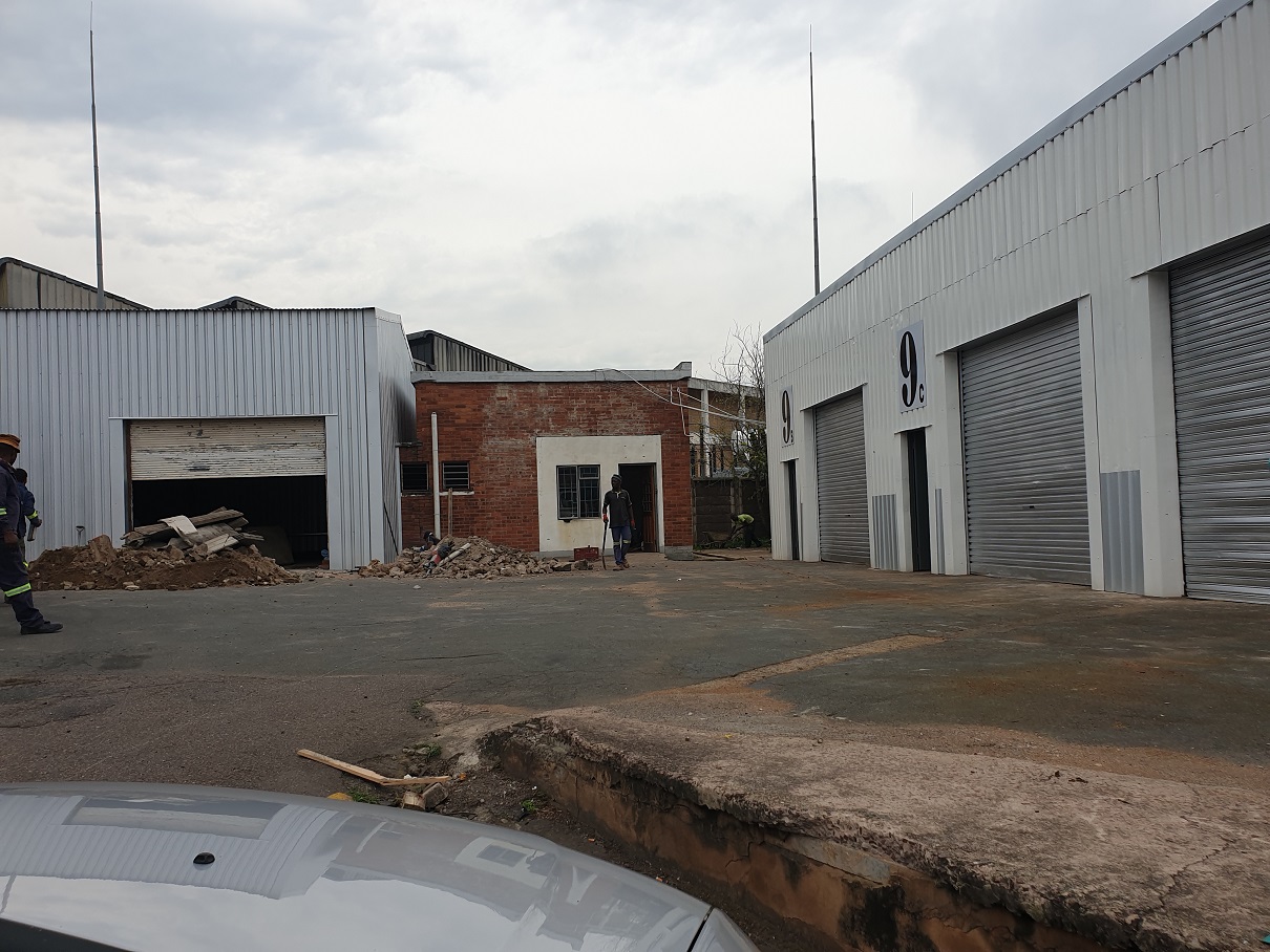Warehouse for rent in New Germany, Pinetown, KwaZulu Natal, 200 m²