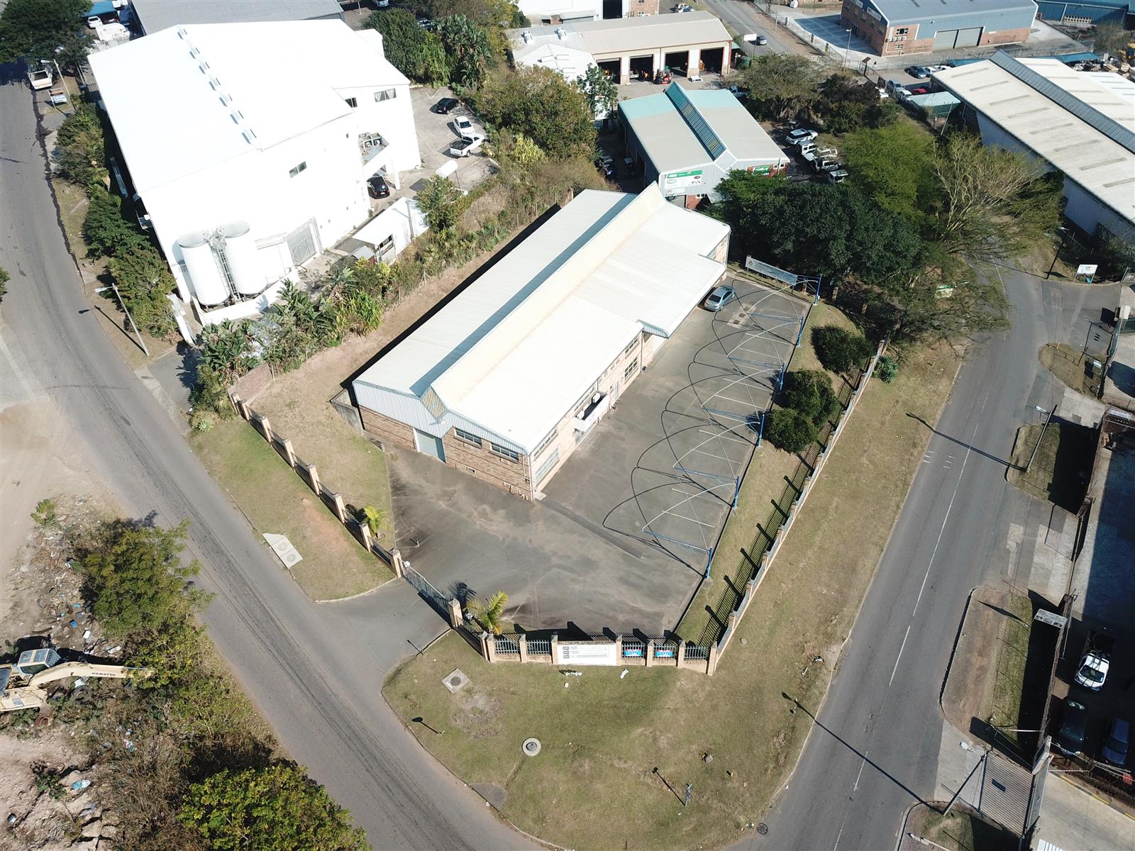 Warehouse to let in Westmead Durban.