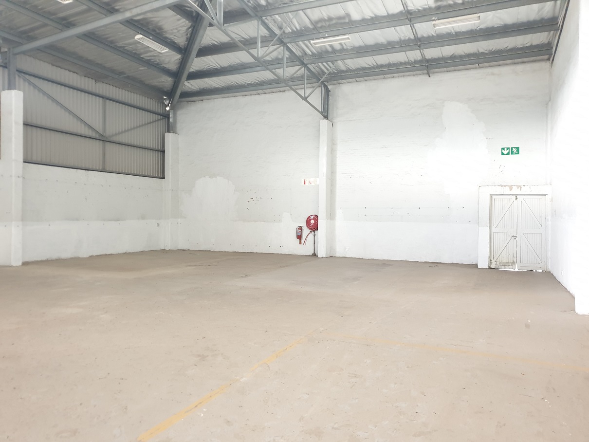 Warehouse to let.