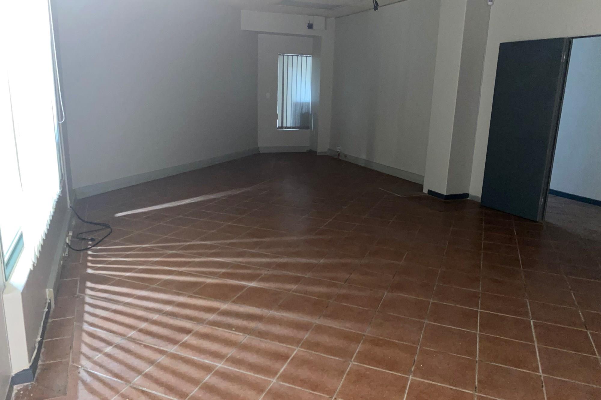Prime Office Or Retail Space For Sale