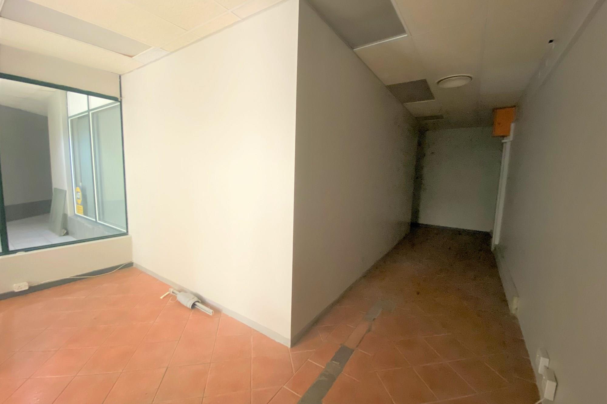 Prime Office Or Retail Space For Sale