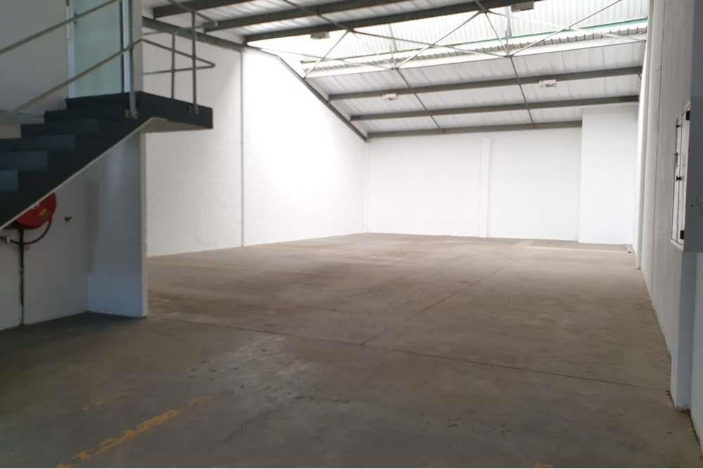 Sought after vacant warehouse on north coast rd in highly secure park.