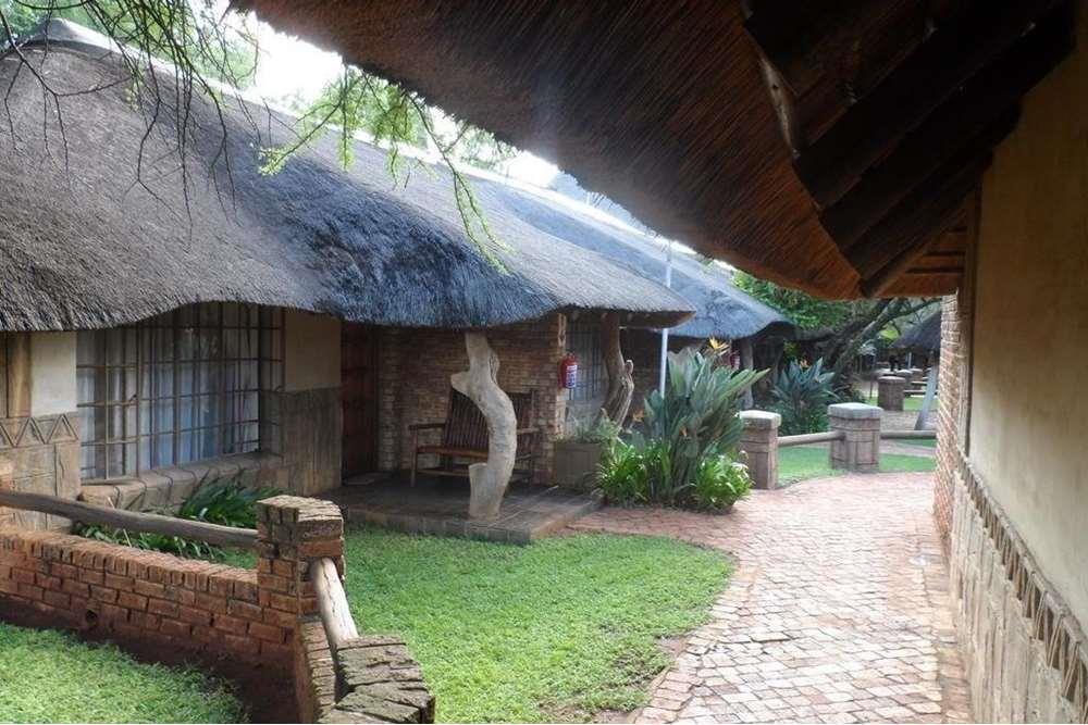 Lodge for sale in Kameeldrift East, Pretoria, 60000 m²