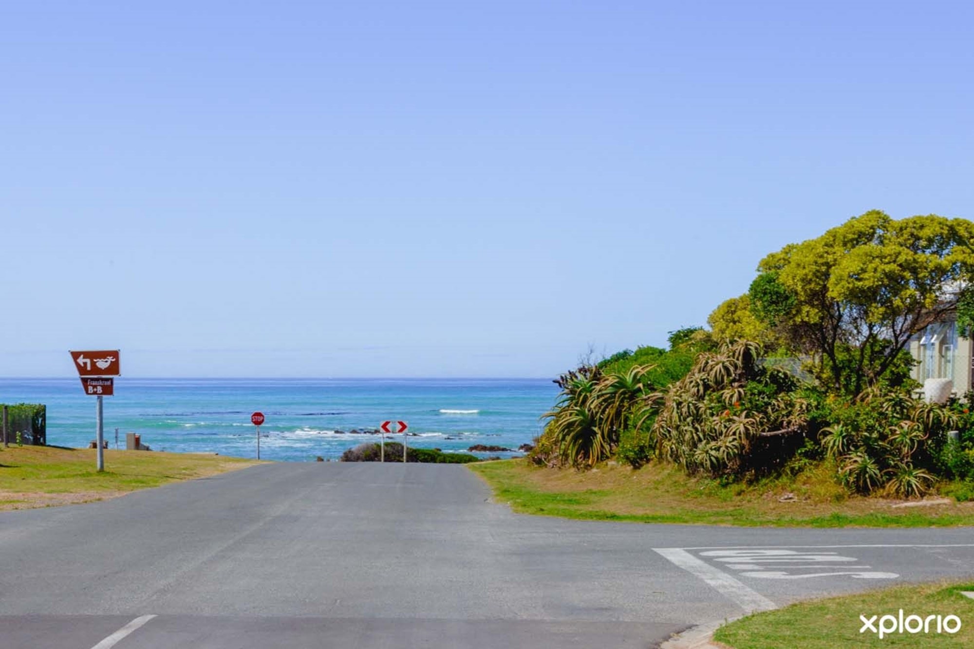 845 sqm plot in Franskraal in Gansbaai incl approved building plan ...