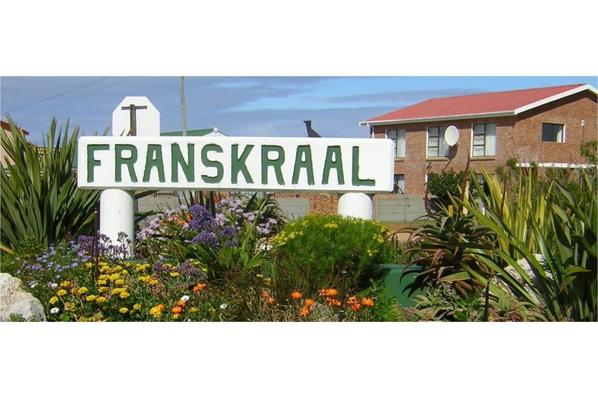845 sqm plot in Franskraal in Gansbaai incl approved building plan ...