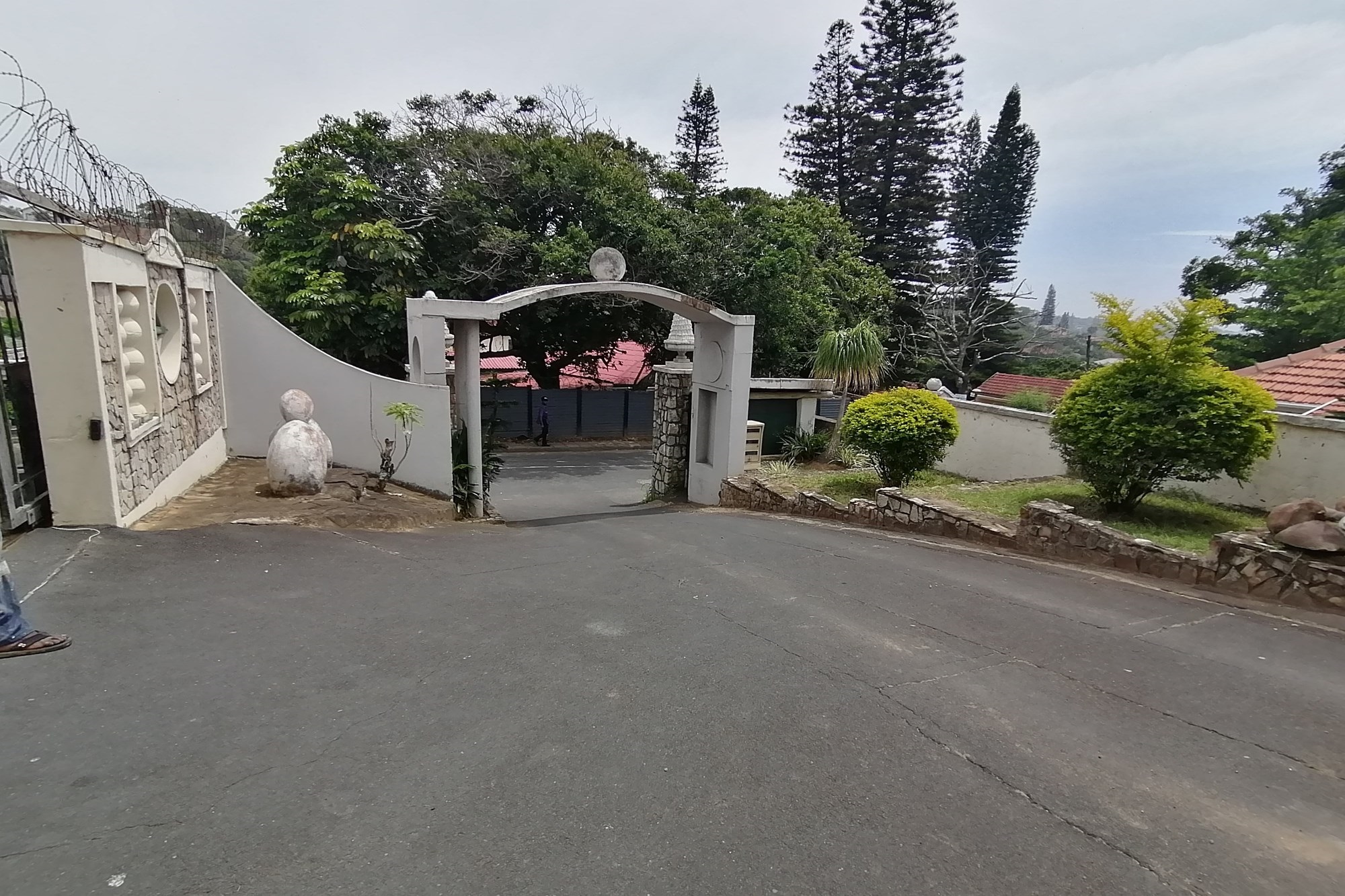 Margate. Calling All Investors, Sectional Title Building With Four Large Units
