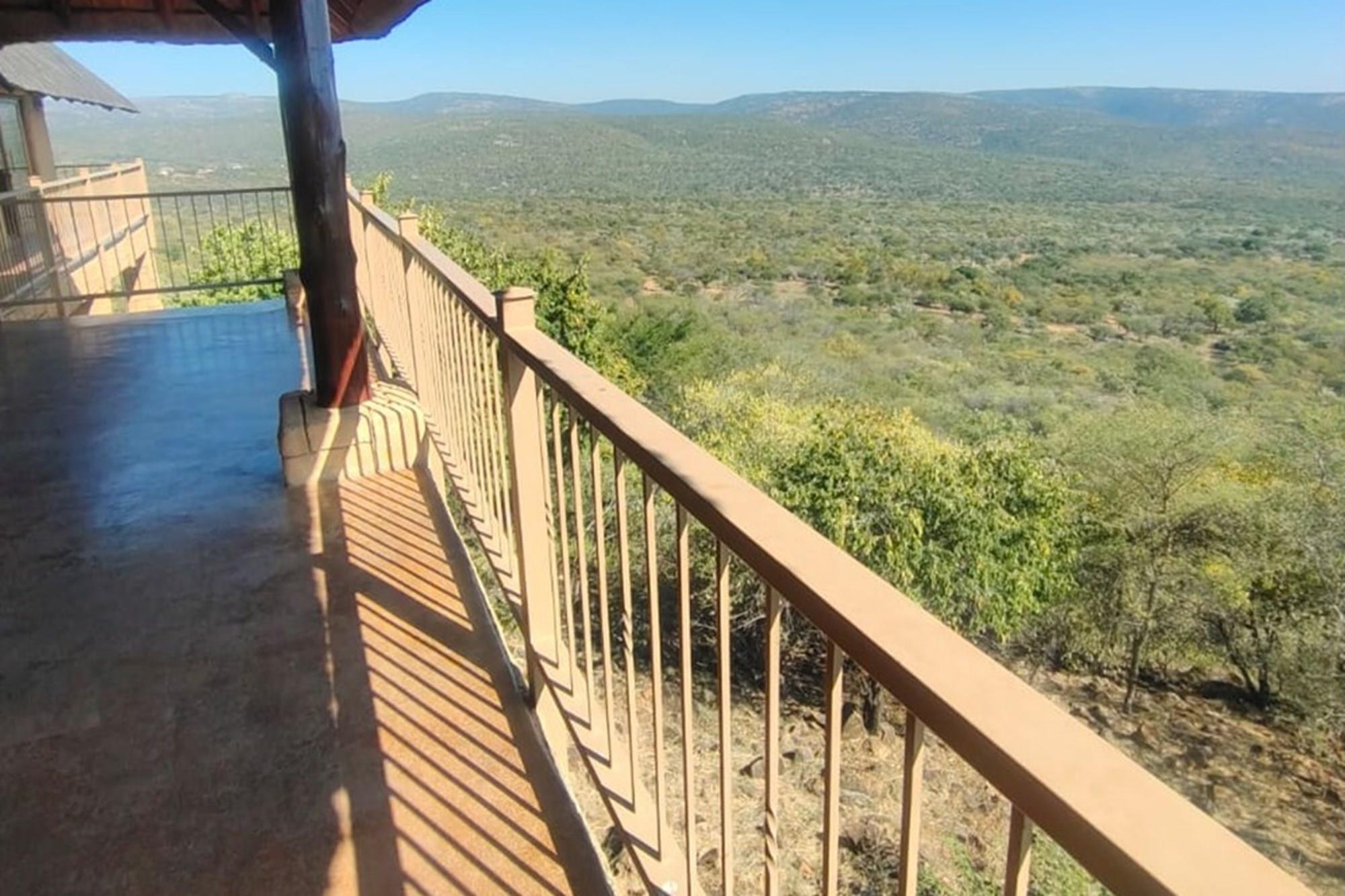 BREATHTAKING VIEWS - MONATE PRIVATE GAME RESERVE (SHARE BLOCK)