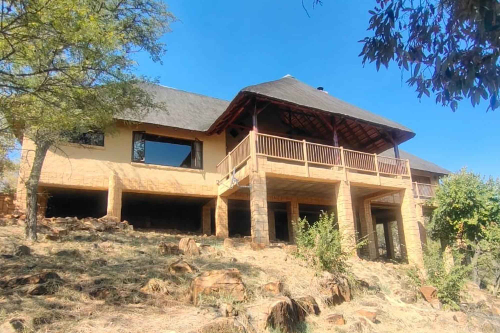BREATHTAKING VIEWS - MONATE PRIVATE GAME RESERVE (SHARE BLOCK)