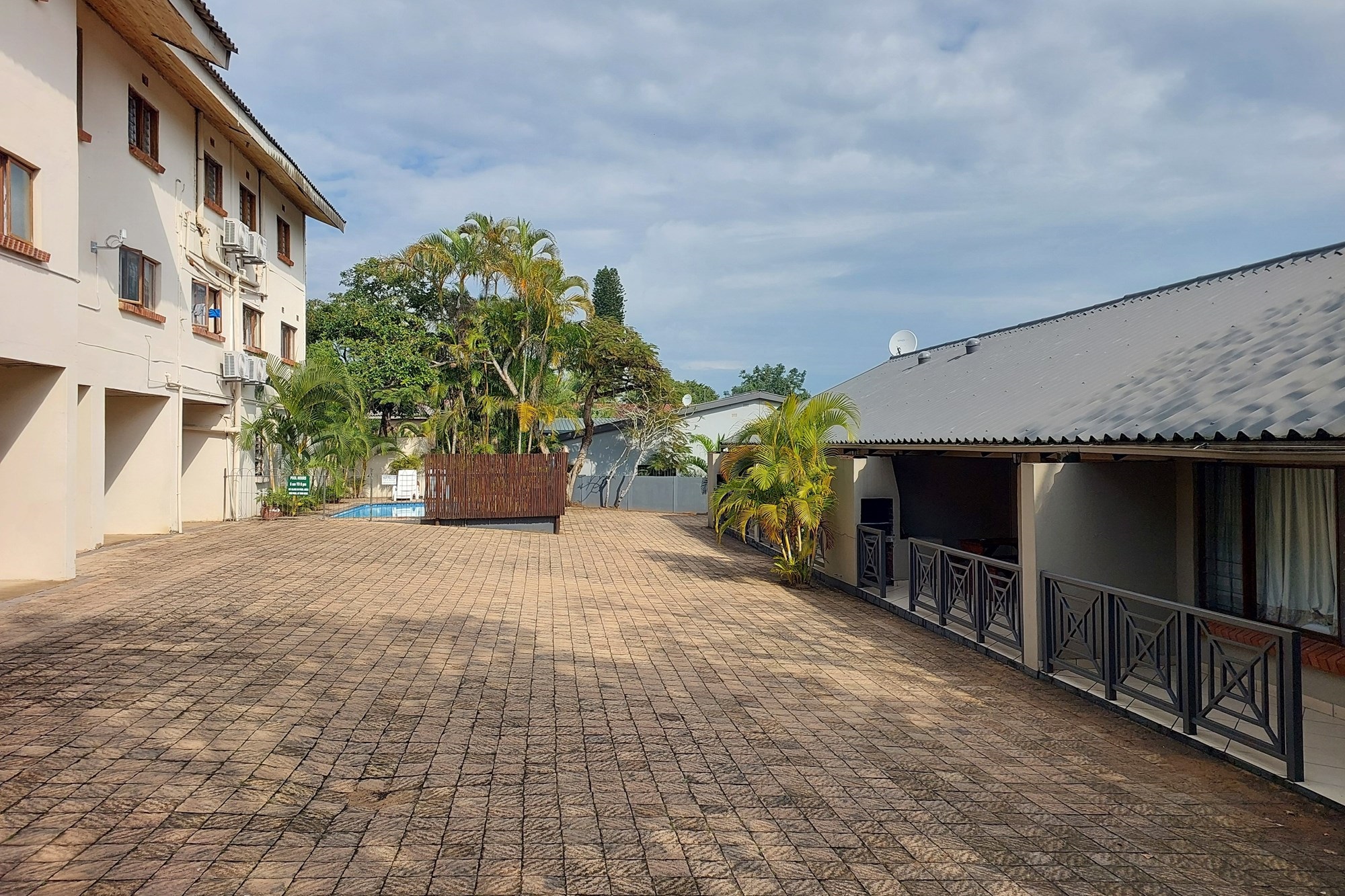 Be part of the St Lucia holiday hustle and bustle - Sleeps 4