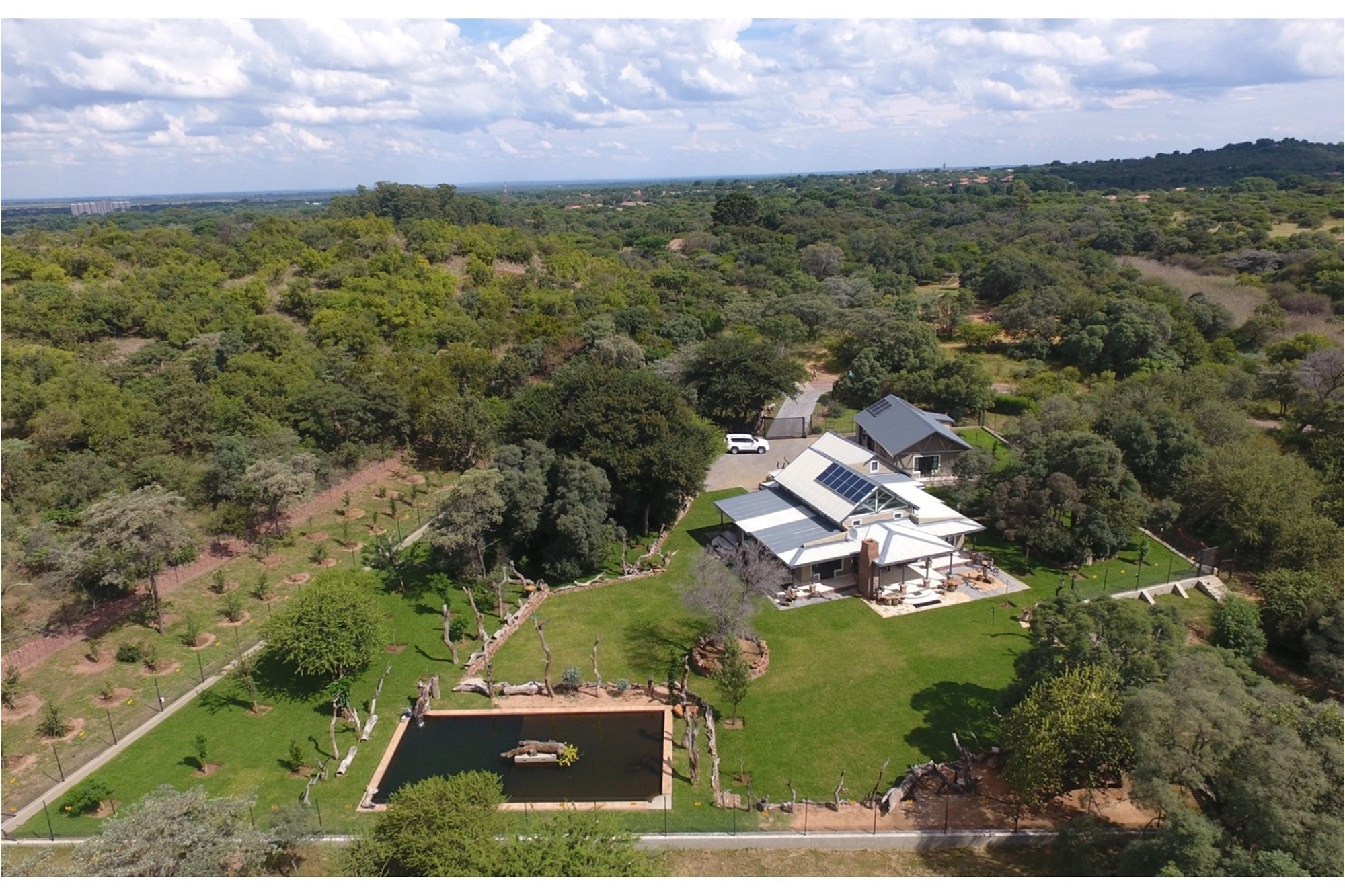 Intaba Indle Wilderness Estate - Dream four bedroom house (including one bedroom in chalet)