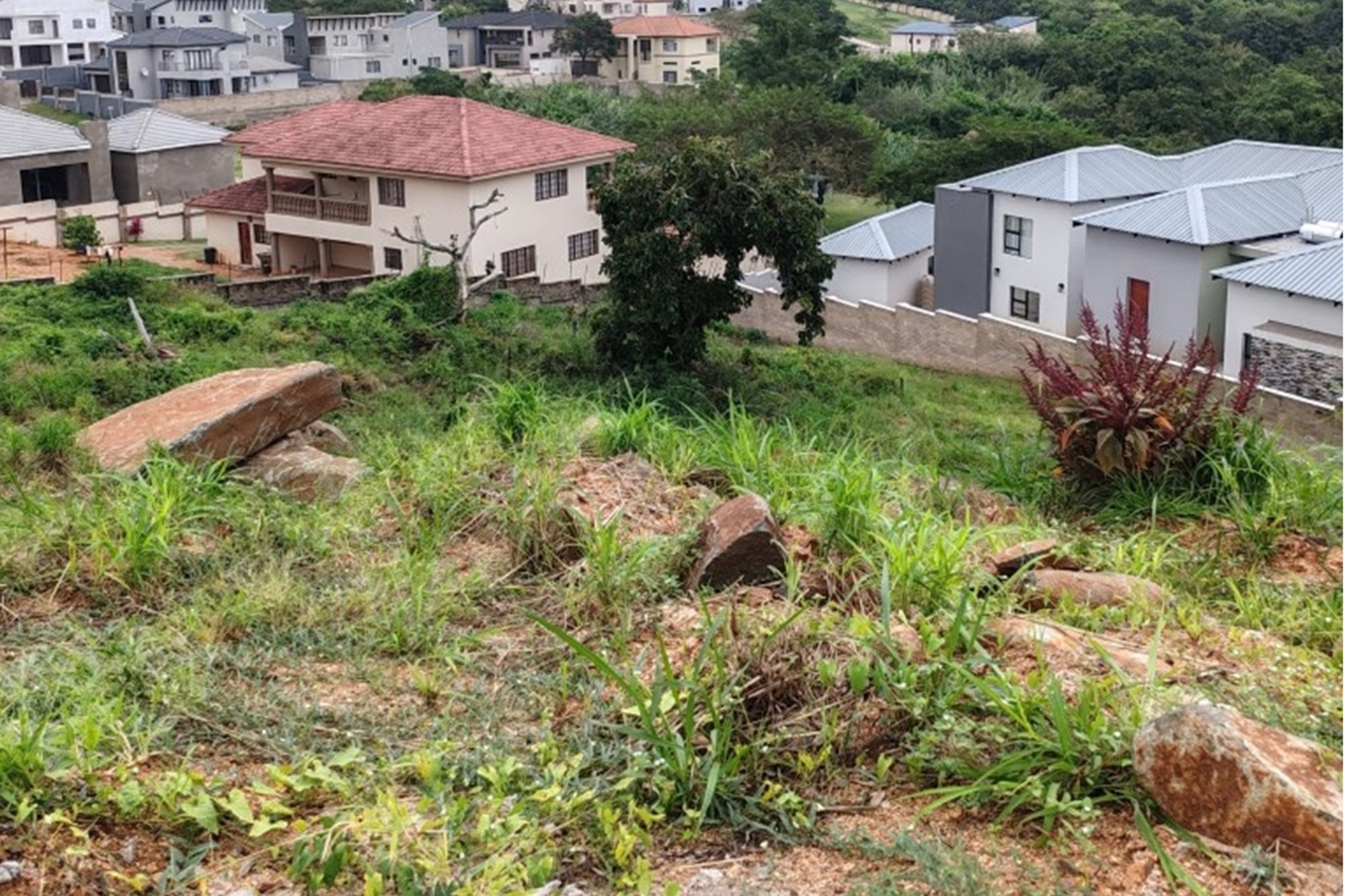 Your Dream Property with Breathtaking Views Awaits - 1211 m² Vacant Stand in Drumrock Estate