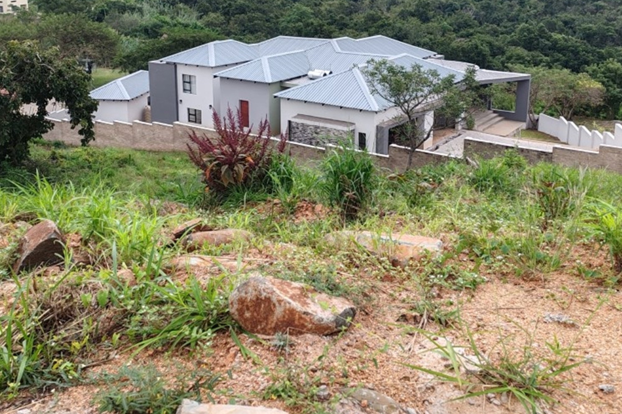 Your Dream Property with Breathtaking Views Awaits - 1211 m² Vacant Stand in Drumrock Estate