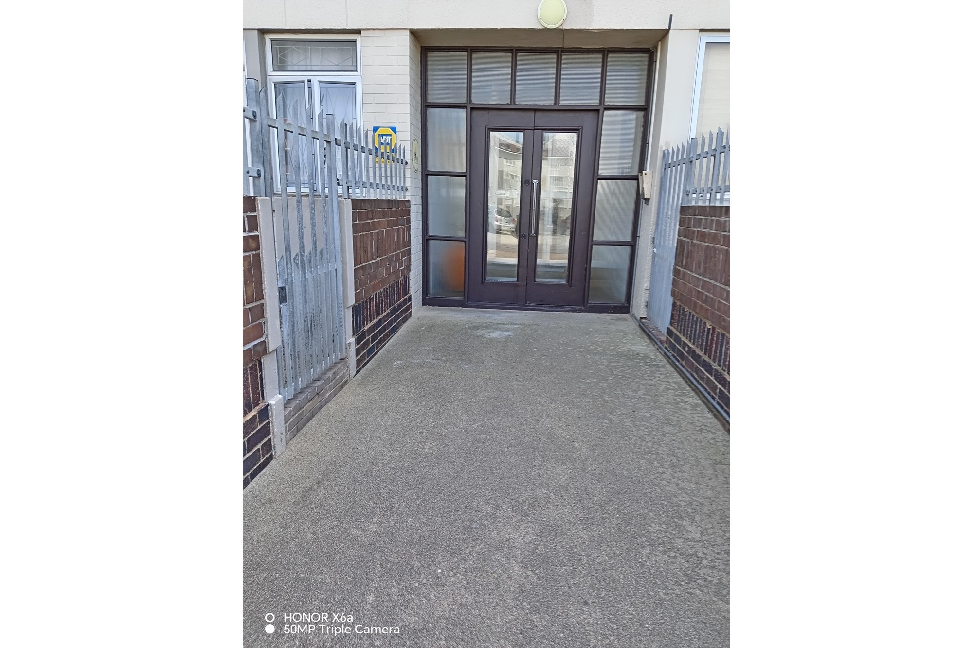 Apartment for sale in Summerstrand, Port Elizabeth, 120 m²