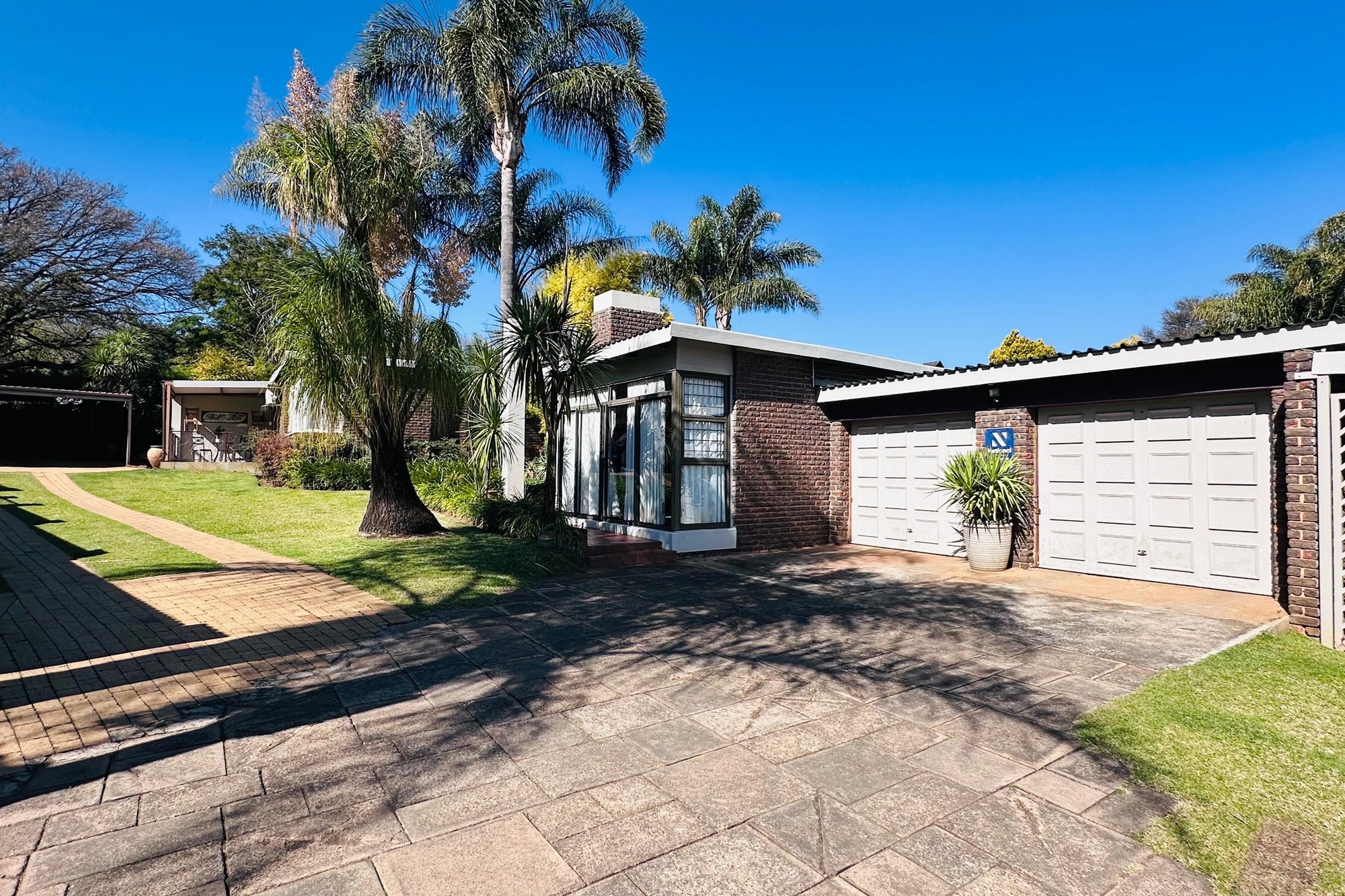 Luxury Investment Haven - Boutique Guesthouse and Townhouses in Hutten Heights.