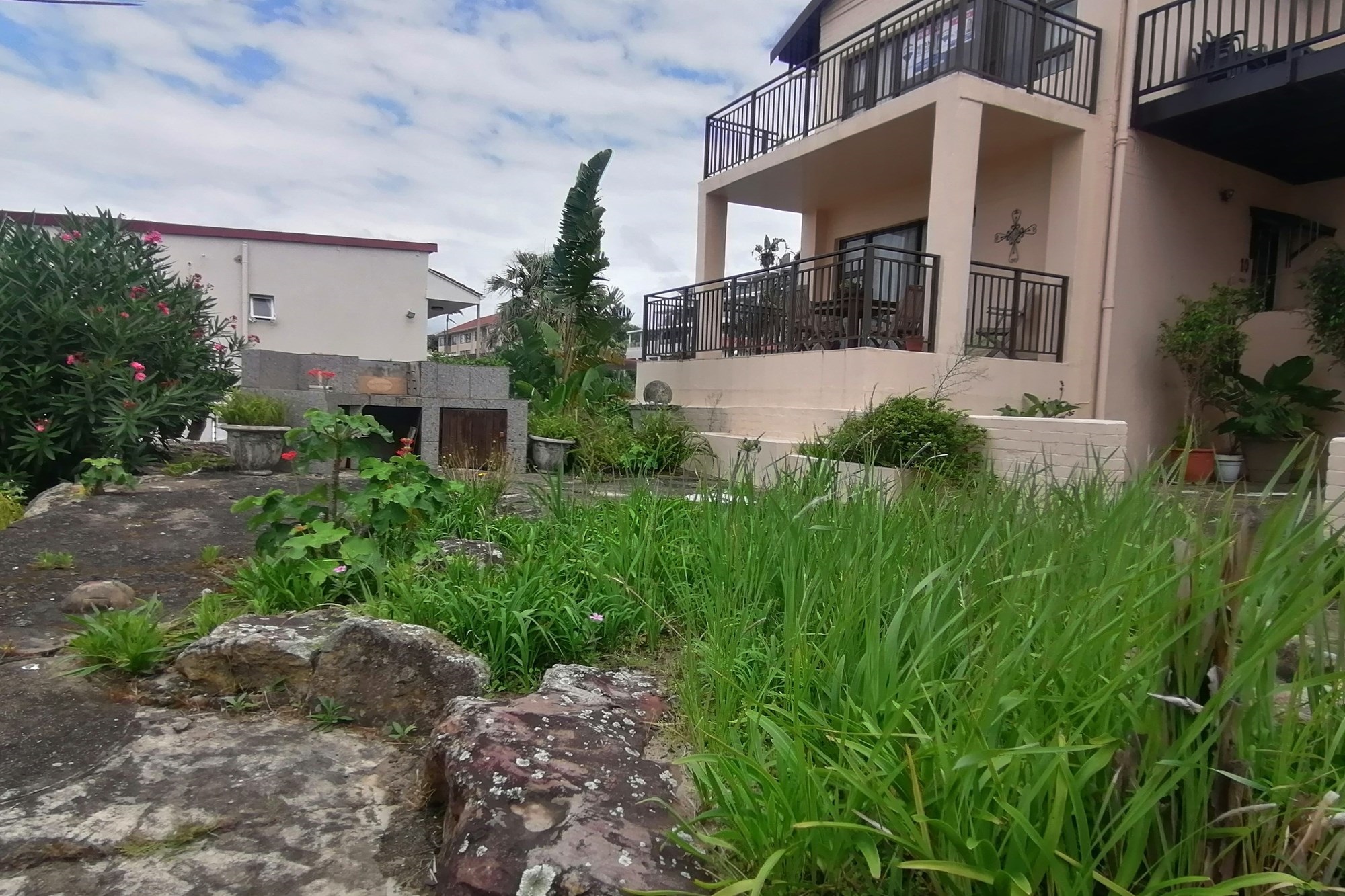 Uvongo. Dream Townhouse  With Direct Access To The Beach 2
