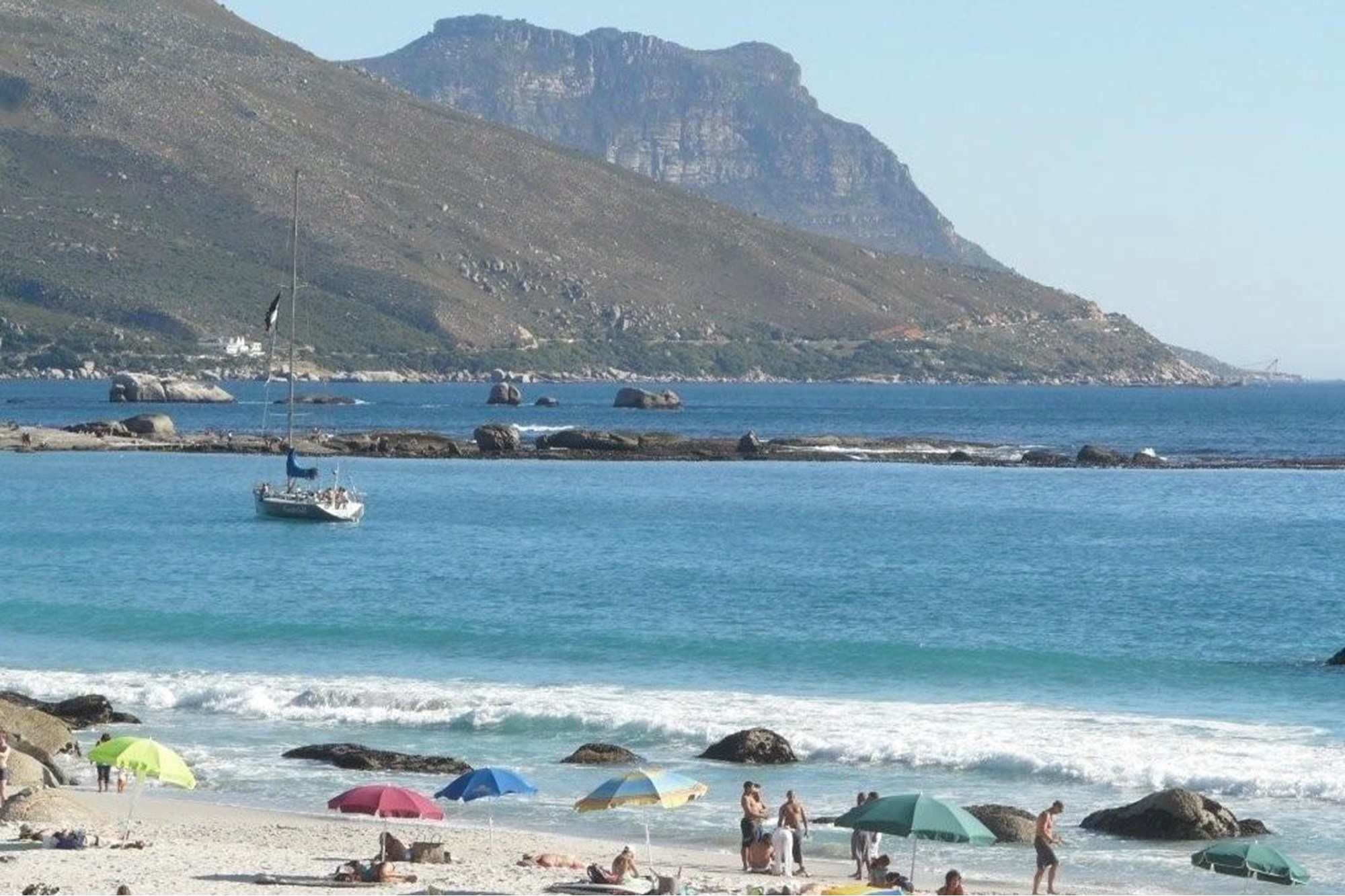 Glen beach 4 bedroom Beach bungalow-direct access