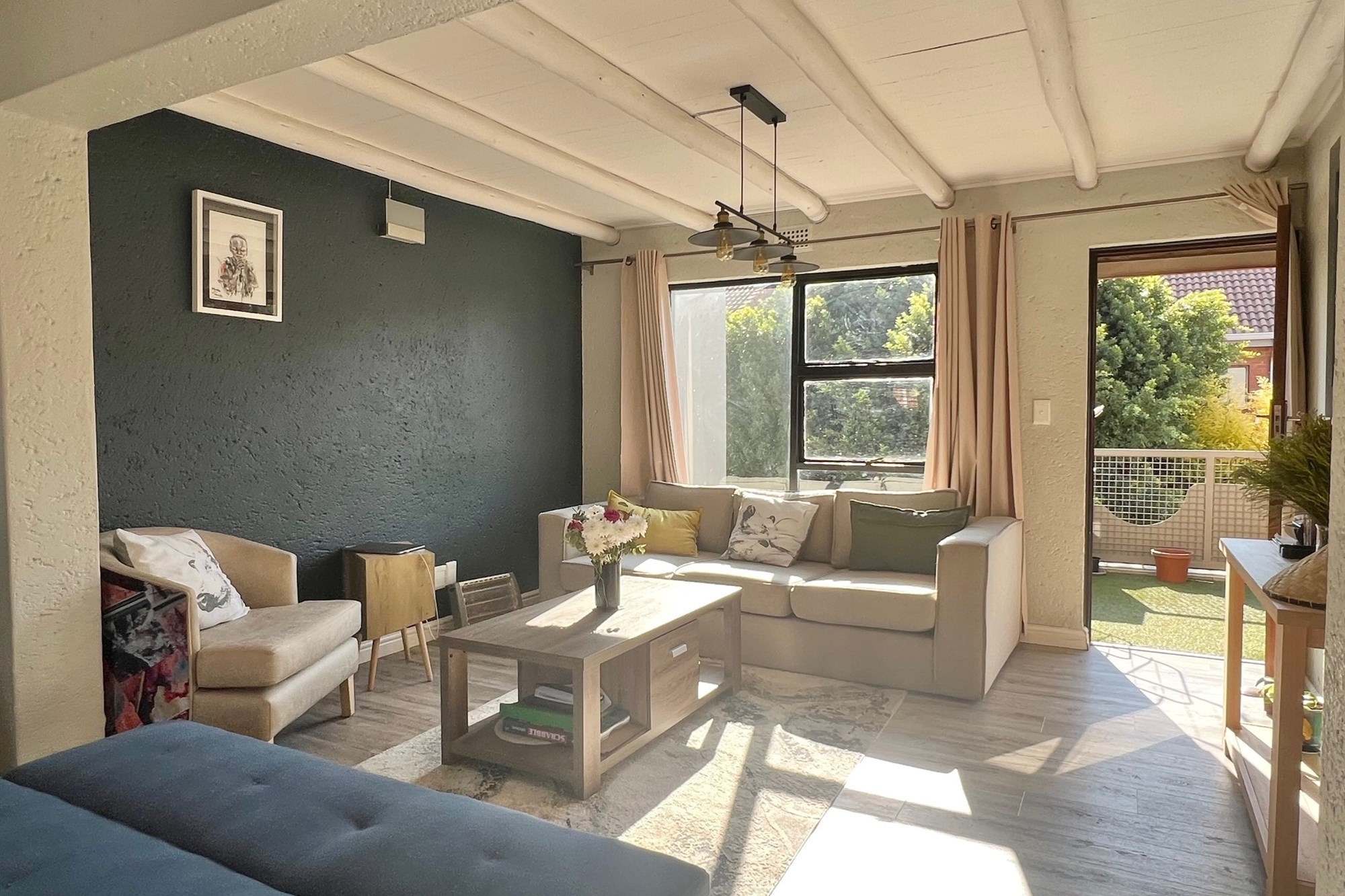 Magnificently Renovated 2 Bedroom Loft Apartment