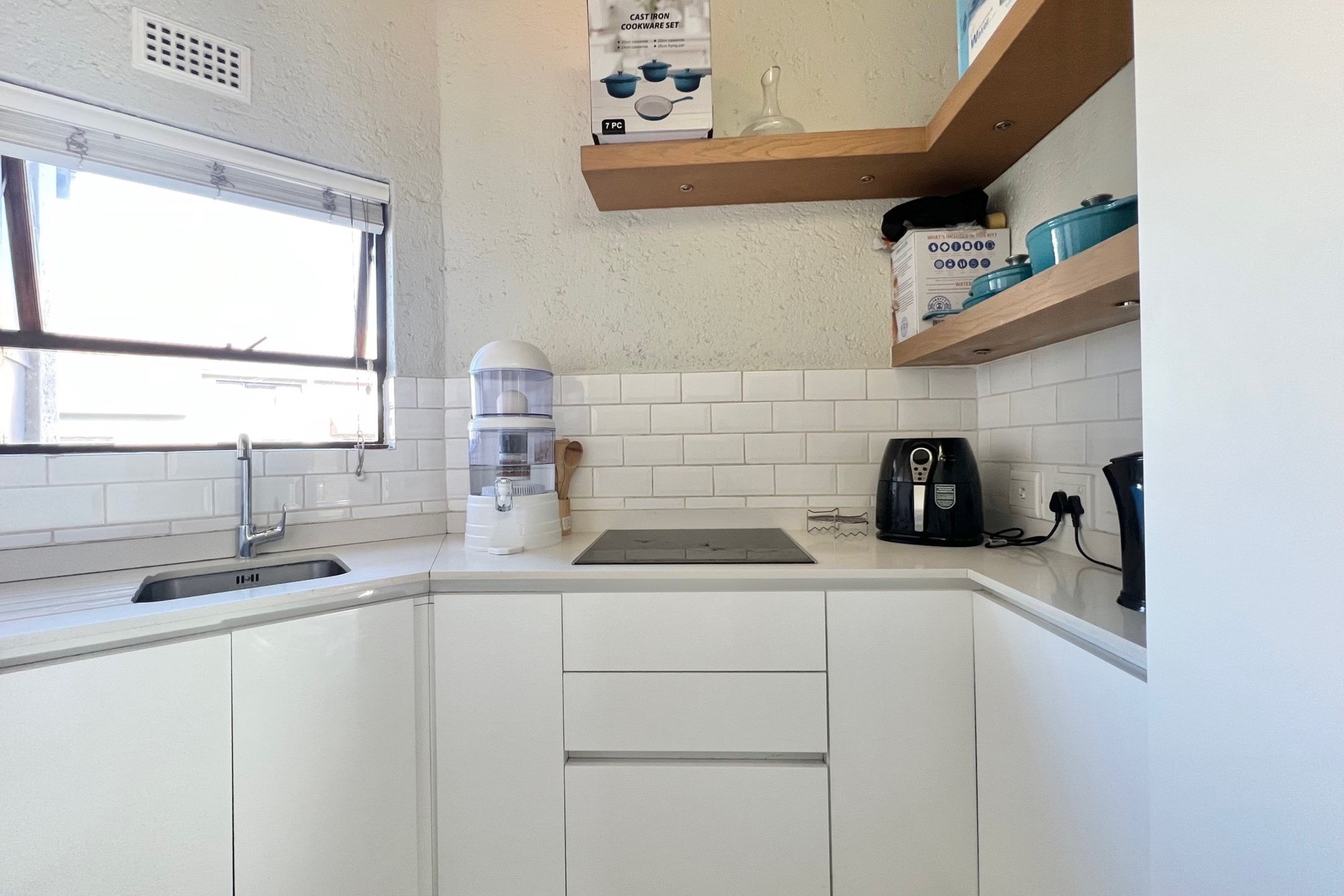 Magnificently Renovated 2 Bedroom Loft Apartment